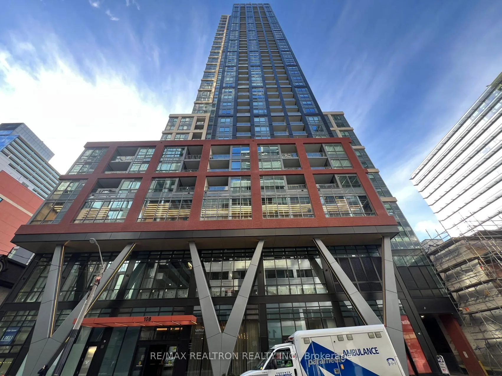 Front of Unit 2002, 108 Peter Street