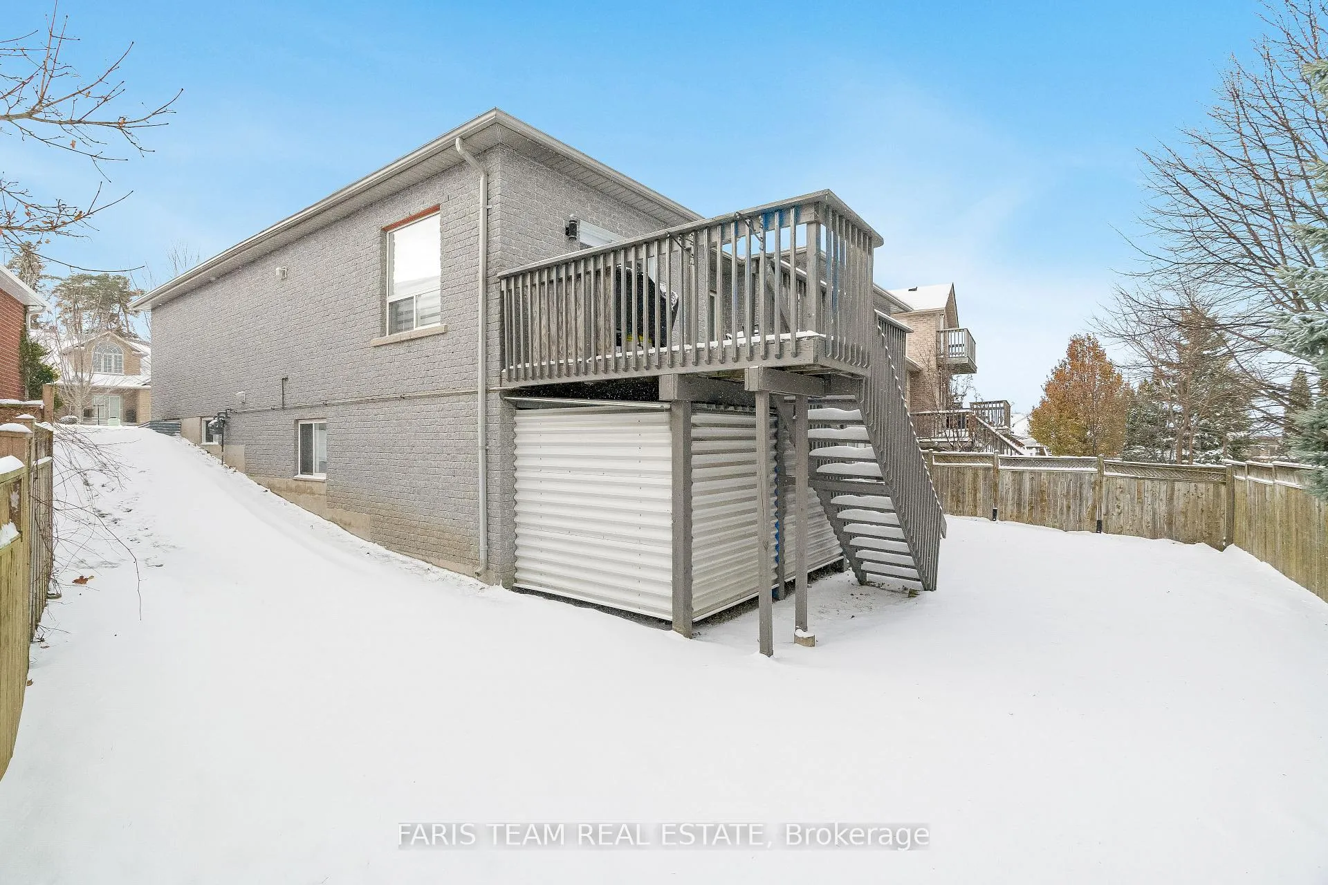 Photo 18 of 18 Todd Drive, Barrie, Innis-Shore — HOMEH