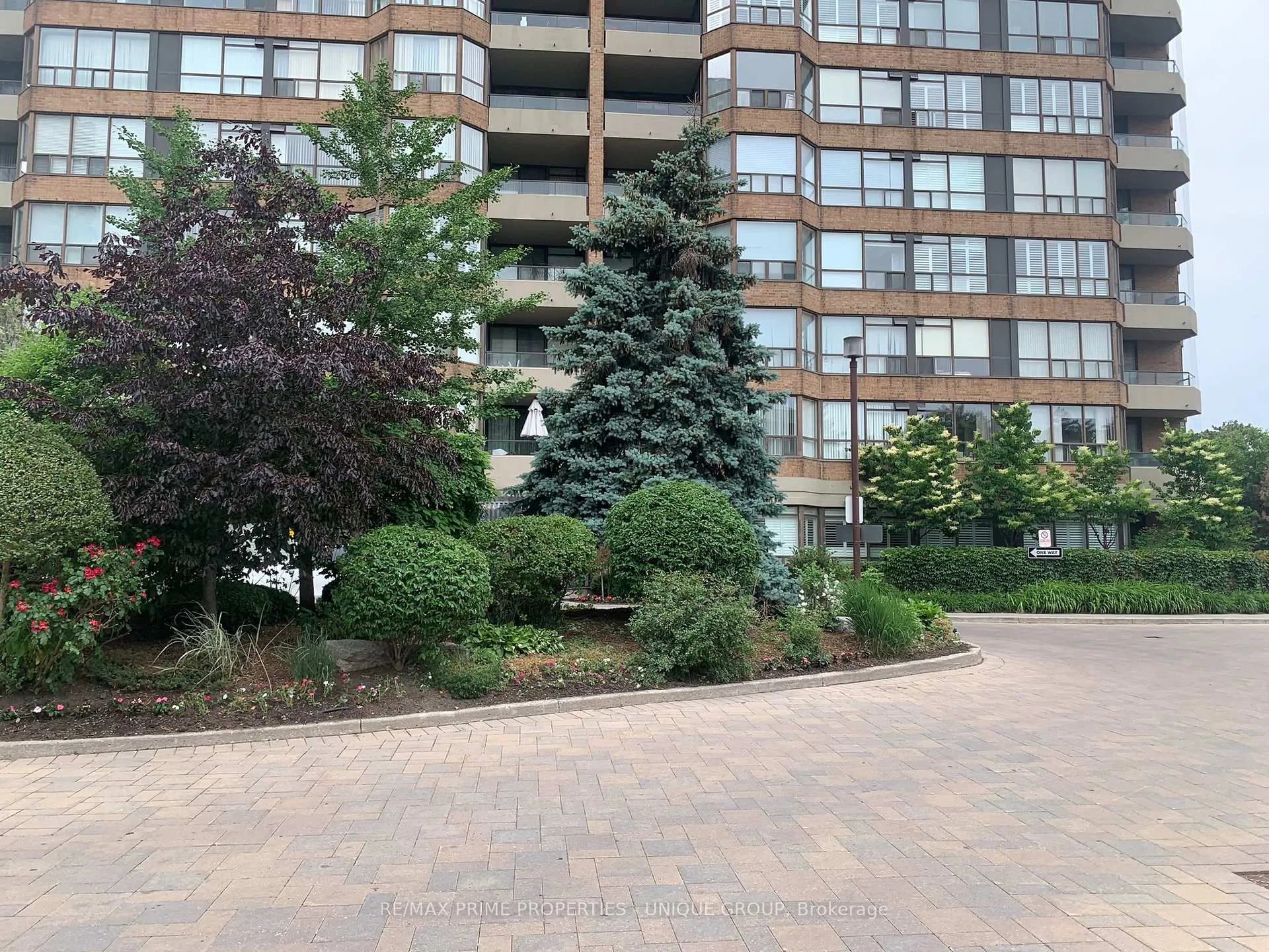 Photo 3 of Unit 1517, 268 Ridley Boulevard N, Toronto, Bedford Park-Nortown — HOMEH