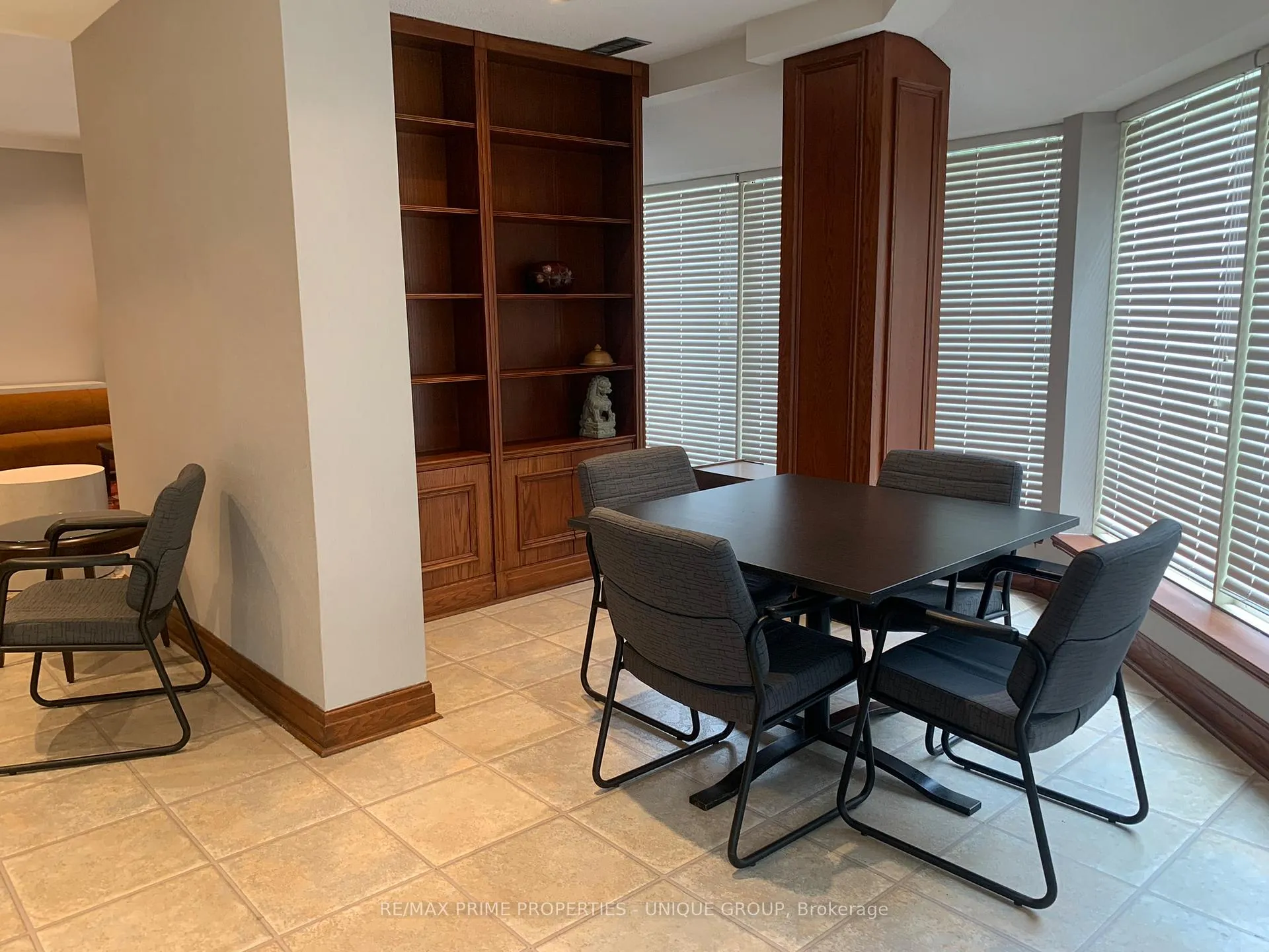 Photo 9 of Unit 1517, 268 Ridley Boulevard N, Toronto, Bedford Park-Nortown — HOMEH