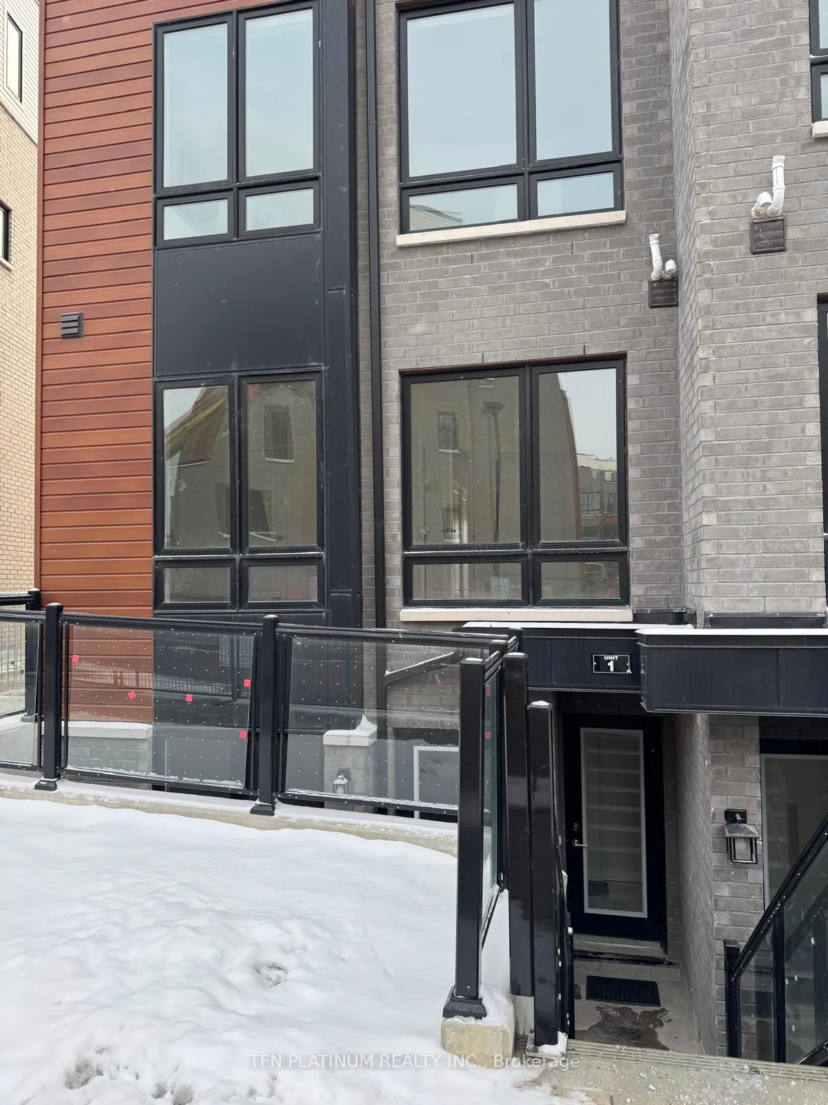 Front of Unit 1, 165 Tapscott Road