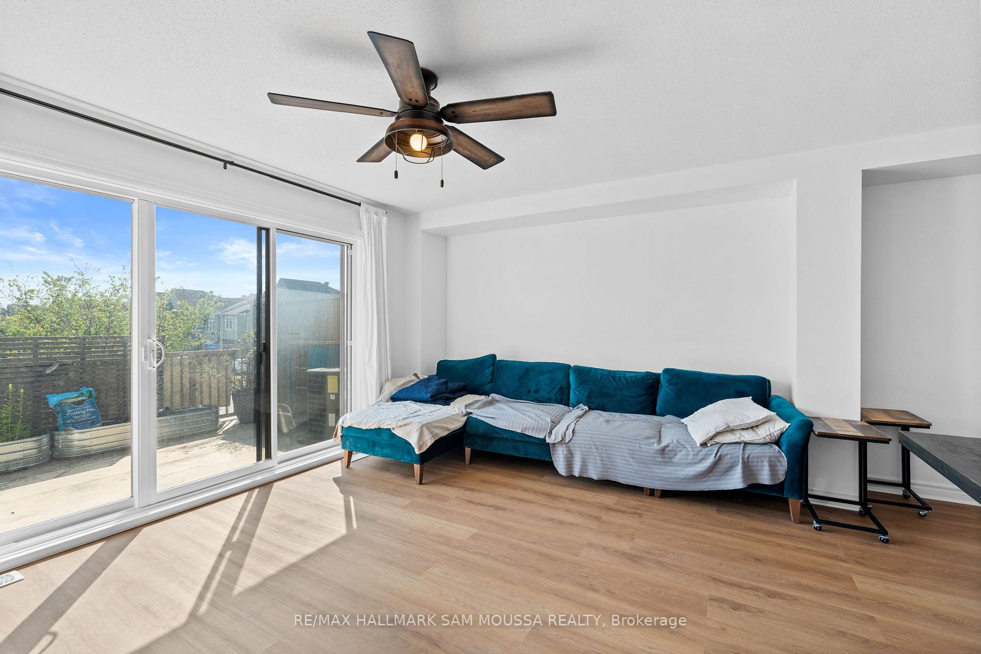 Photo 20 of 1222 Longfields Drive, Ottawa, Barrhaven - Strandherd — HOMEH