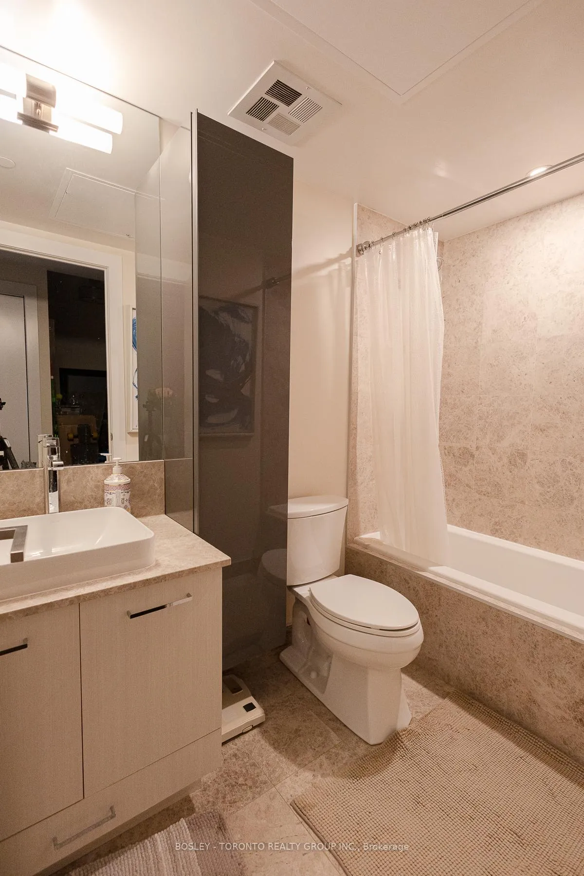 Photo 19 of Unit 217, 3018 Yonge Street, Toronto, Lawrence Park South — HOMEH