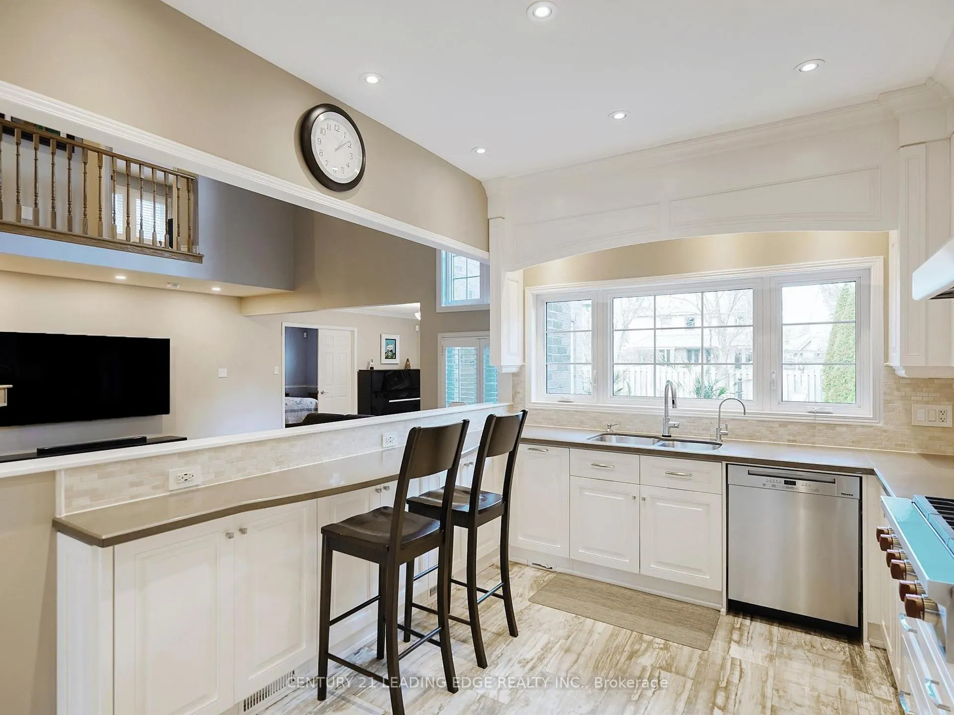 Photo 15 of 70 Longwater Chase, Markham, Unionville — HOMEH