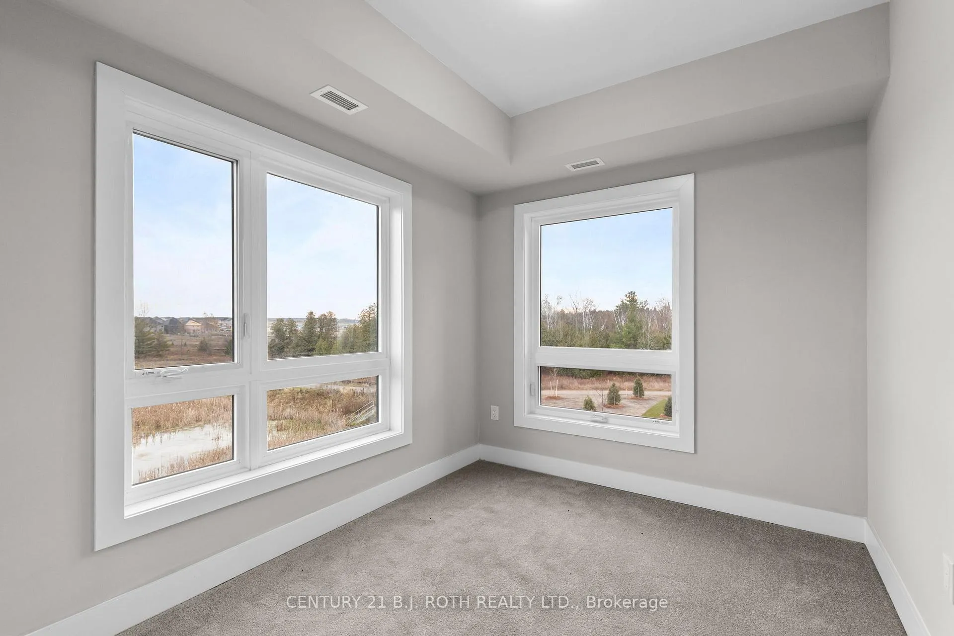 Photo 11 of Unit 202, 1 Chef Lane, Barrie, Innis-Shore — HOMEH