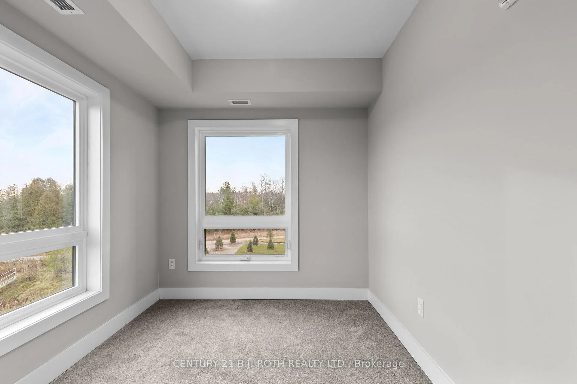 Photo 12 of Unit 202, 1 Chef Lane, Barrie, Innis-Shore — HOMEH