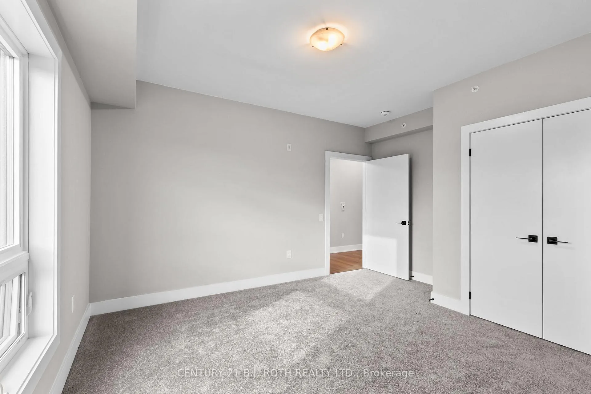 Photo 22 of Unit 202, 1 Chef Lane, Barrie, Innis-Shore — HOMEH