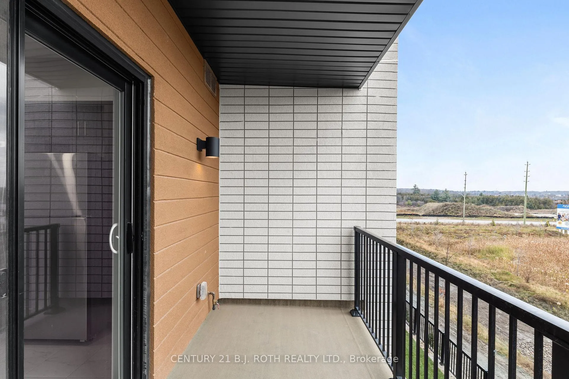 Photo 24 of Unit 202, 1 Chef Lane, Barrie, Innis-Shore — HOMEH