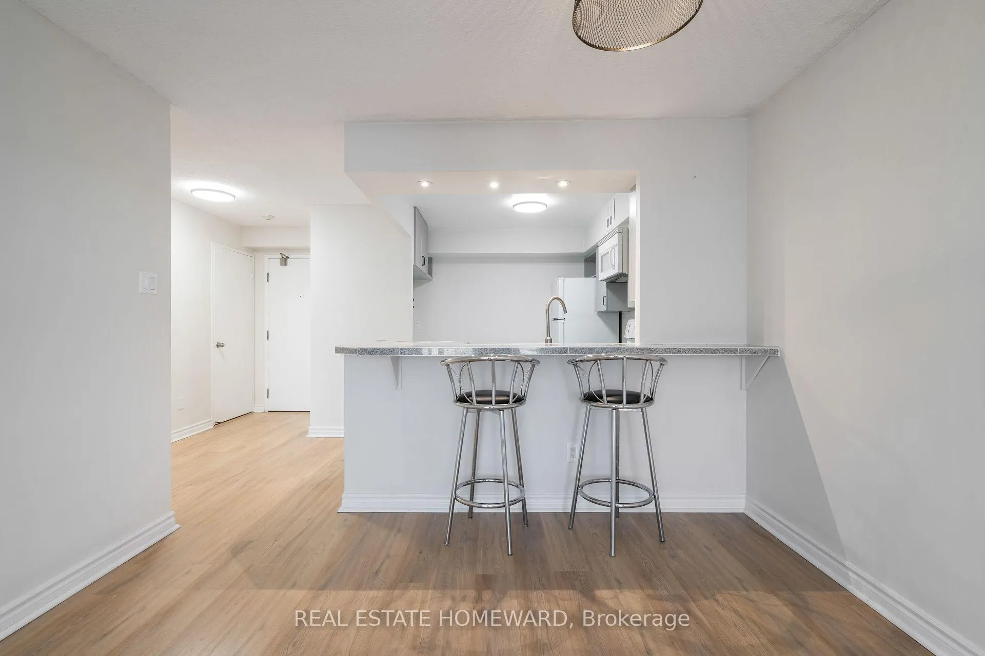 Photo 18 of Unit 1413, 4 Park Vista Drive, Toronto, East York — HOMEH