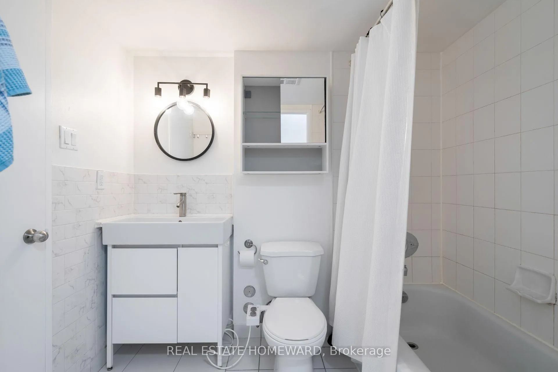 Photo 27 of Unit 1413, 4 Park Vista Drive, Toronto, East York — HOMEH