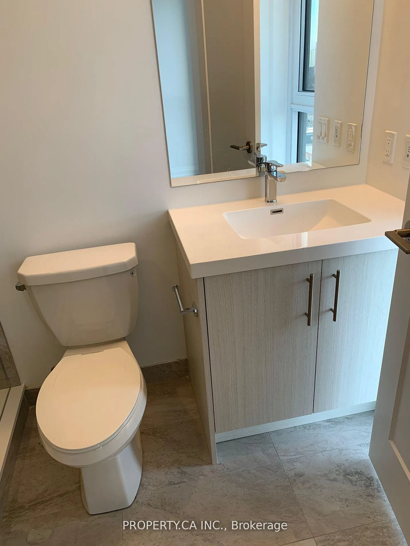 Photo 8 of Unit 1003, 286 Main Street, Toronto, Danforth Village-East York — HOMEH
