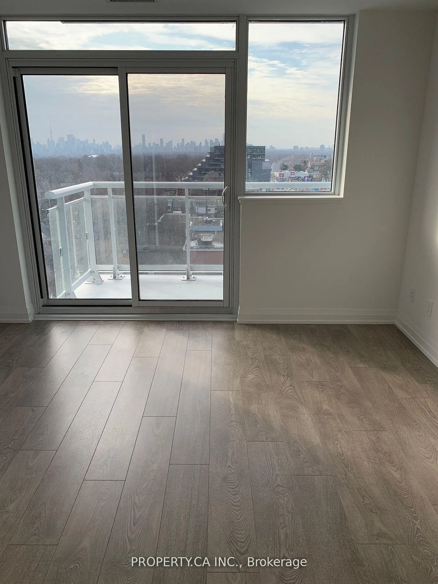 Photo 13 of Unit 1003, 286 Main Street, Toronto, Danforth Village-East York — HOMEH