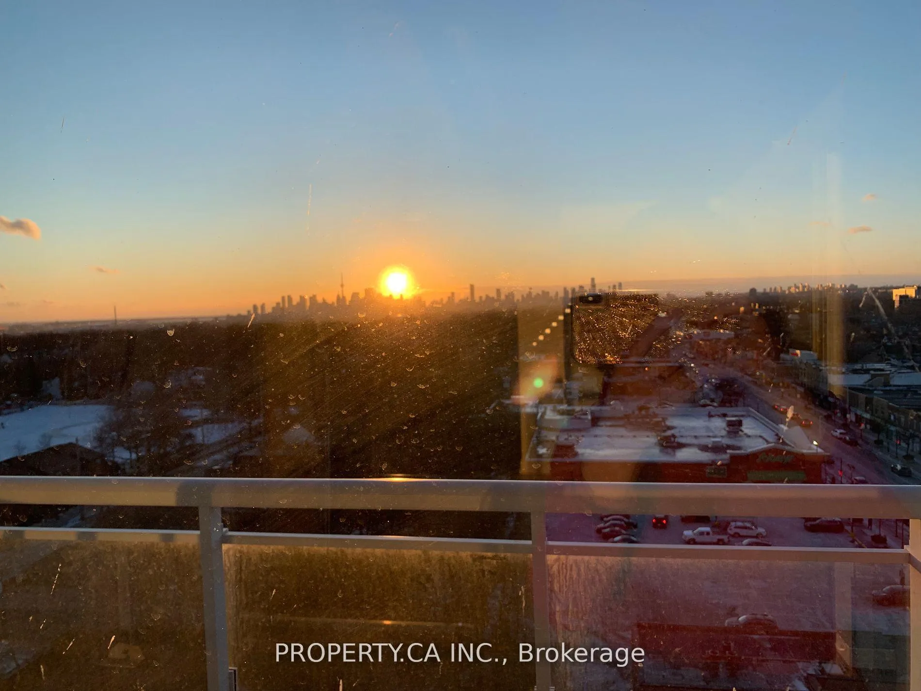 Photo 18 of Unit 1003, 286 Main Street, Toronto, Danforth Village-East York — HOMEH