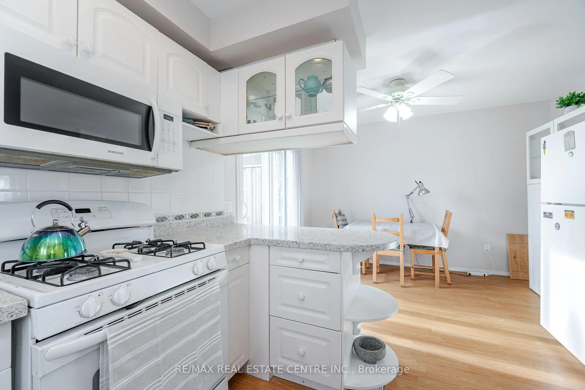 Photo 14 of 260 Kinmount Crescent, Oshawa, Lakeview — HOMEH
