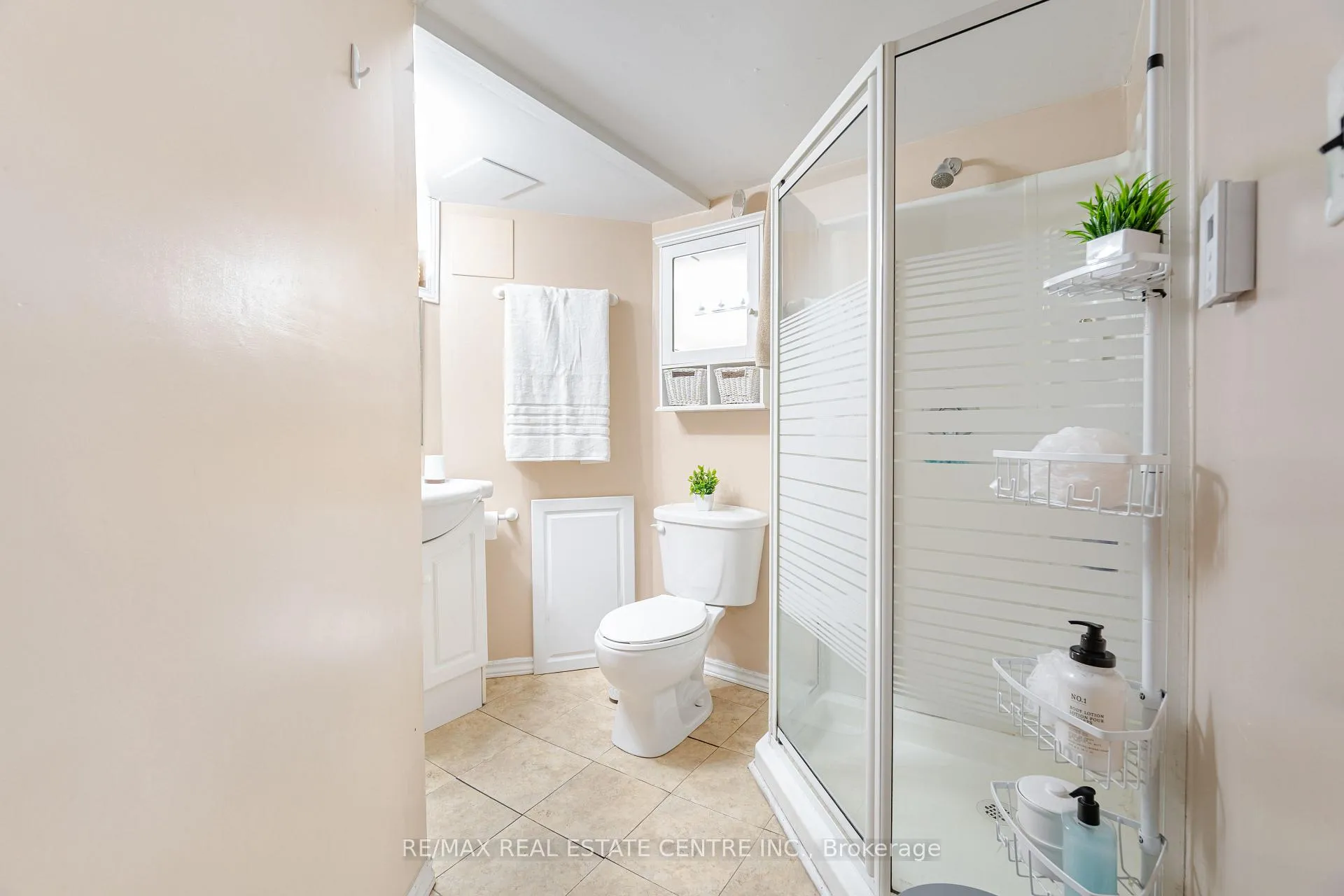Photo 35 of 260 Kinmount Crescent, Oshawa, Lakeview — HOMEH