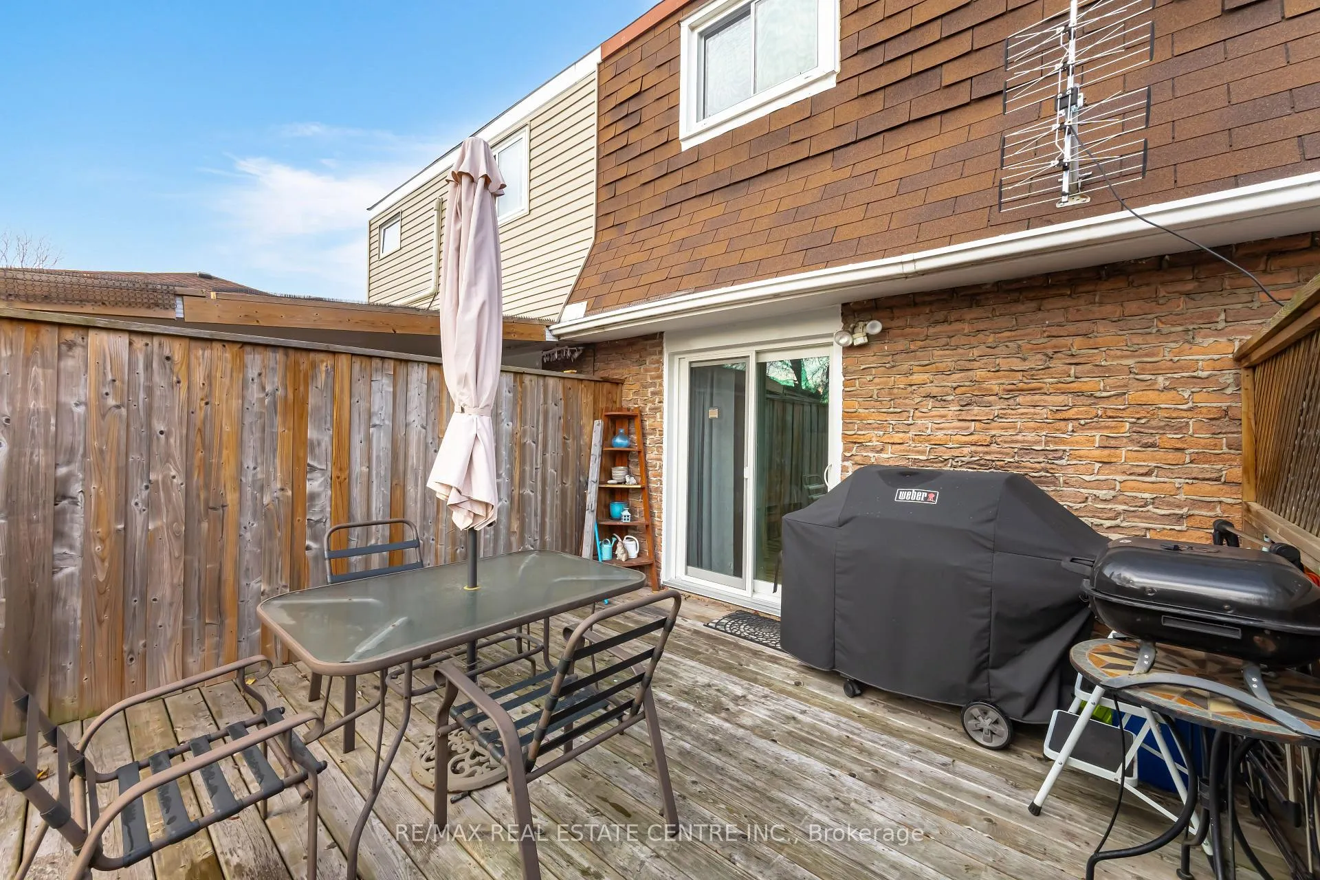 Photo 37 of 260 Kinmount Crescent, Oshawa, Lakeview — HOMEH