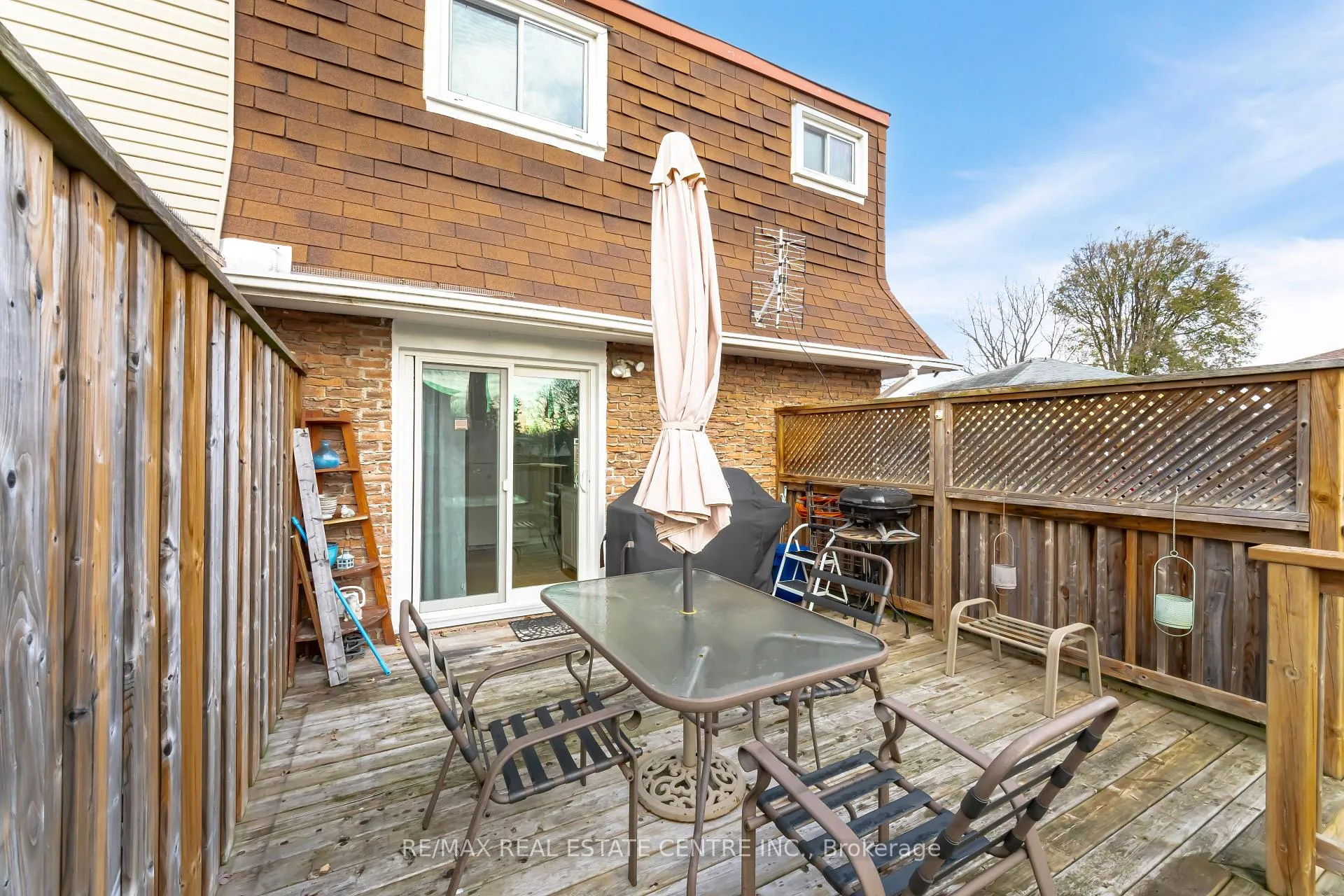 Photo 38 of 260 Kinmount Crescent, Oshawa, Lakeview — HOMEH