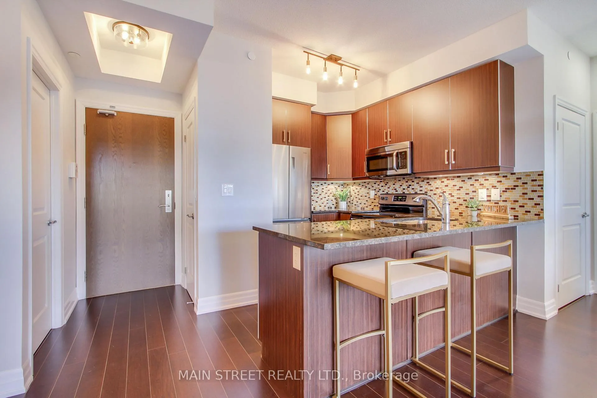 Photo 5 of Unit 228, 111 Civic Square Gate E, Aurora, Bayview Wellington — HOMEH