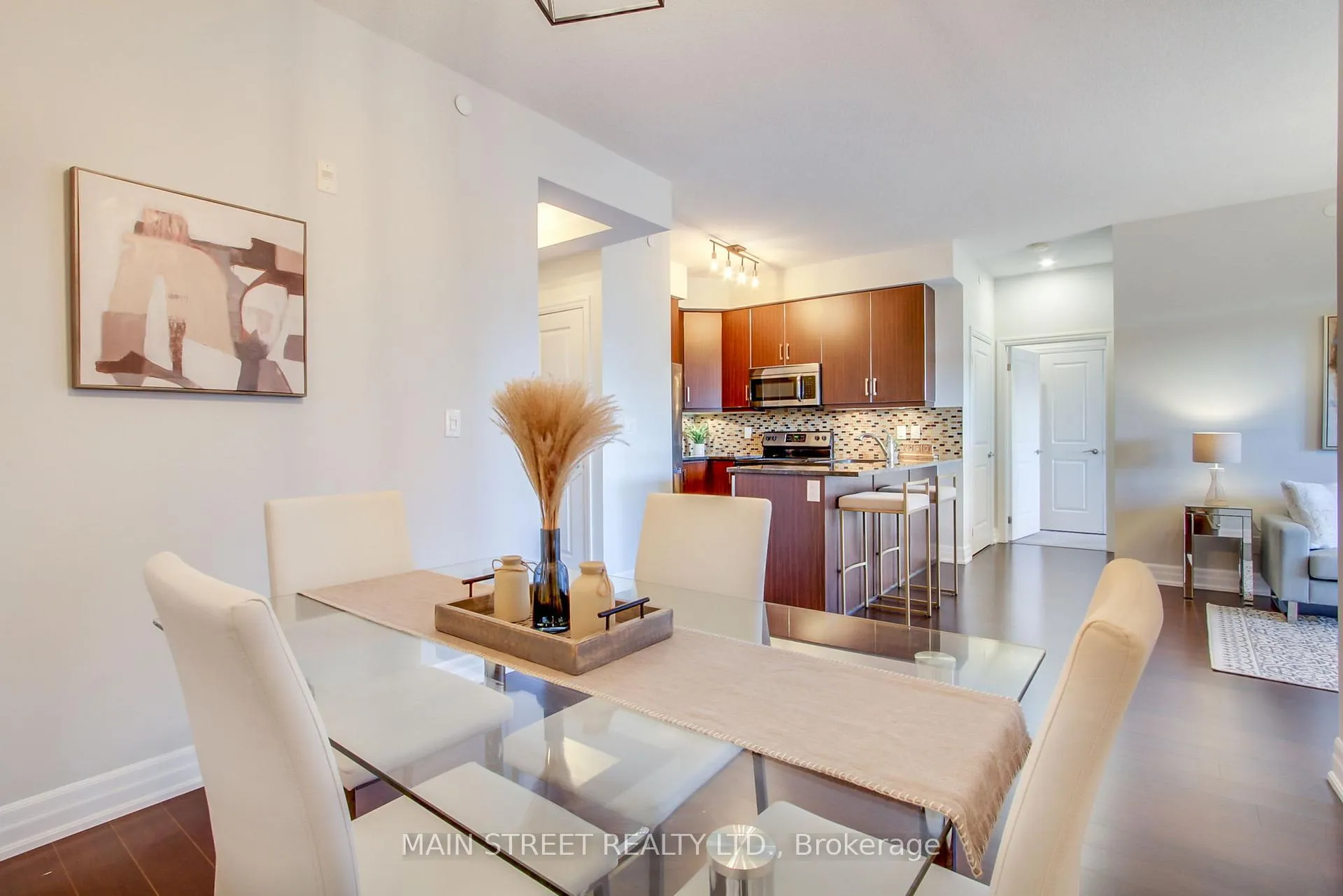 Photo 10 of Unit 228, 111 Civic Square Gate E, Aurora, Bayview Wellington — HOMEH