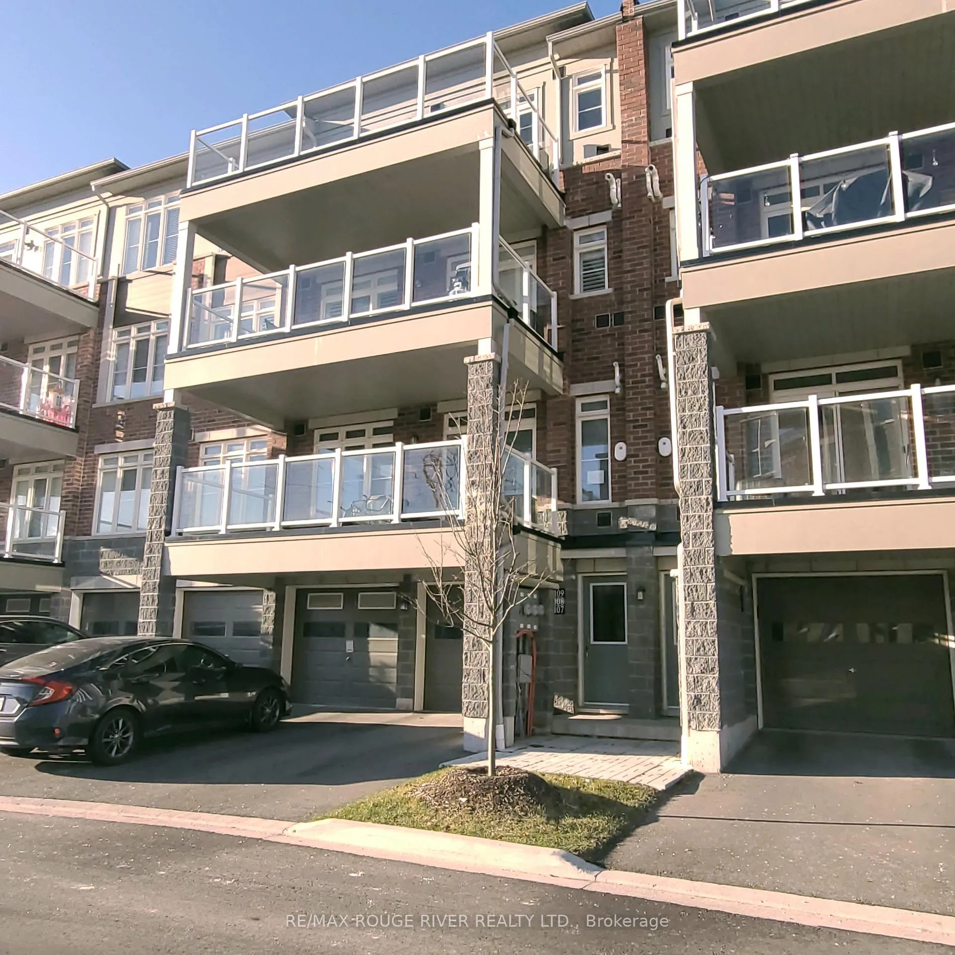 Photo 2 of Unit #109, 2540 William Jackson Drive, Pickering, Duffin Heights — HOMEH