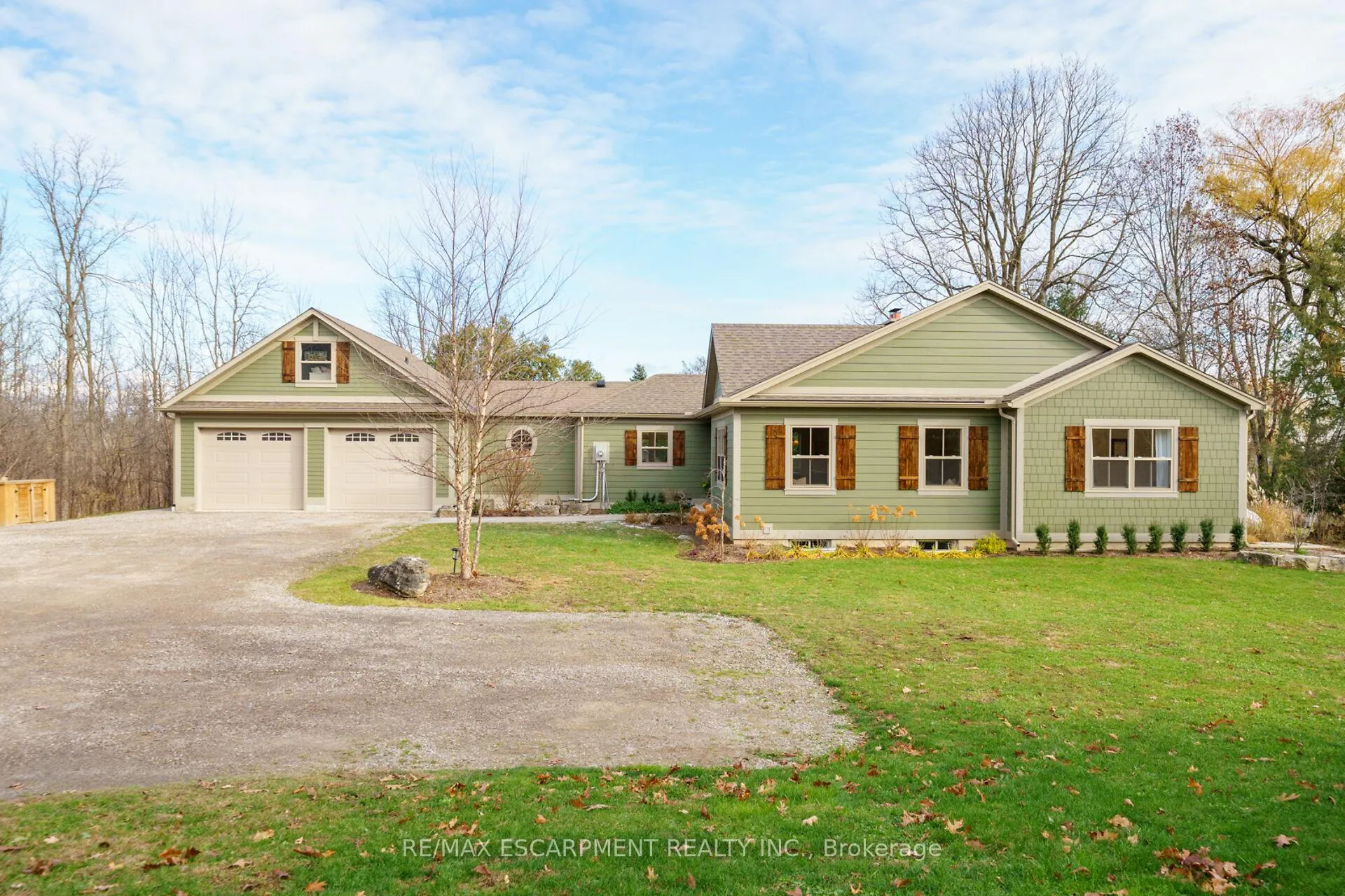Photo 1 of 73 Valley Road, Hamilton, Dundas — HOMEH