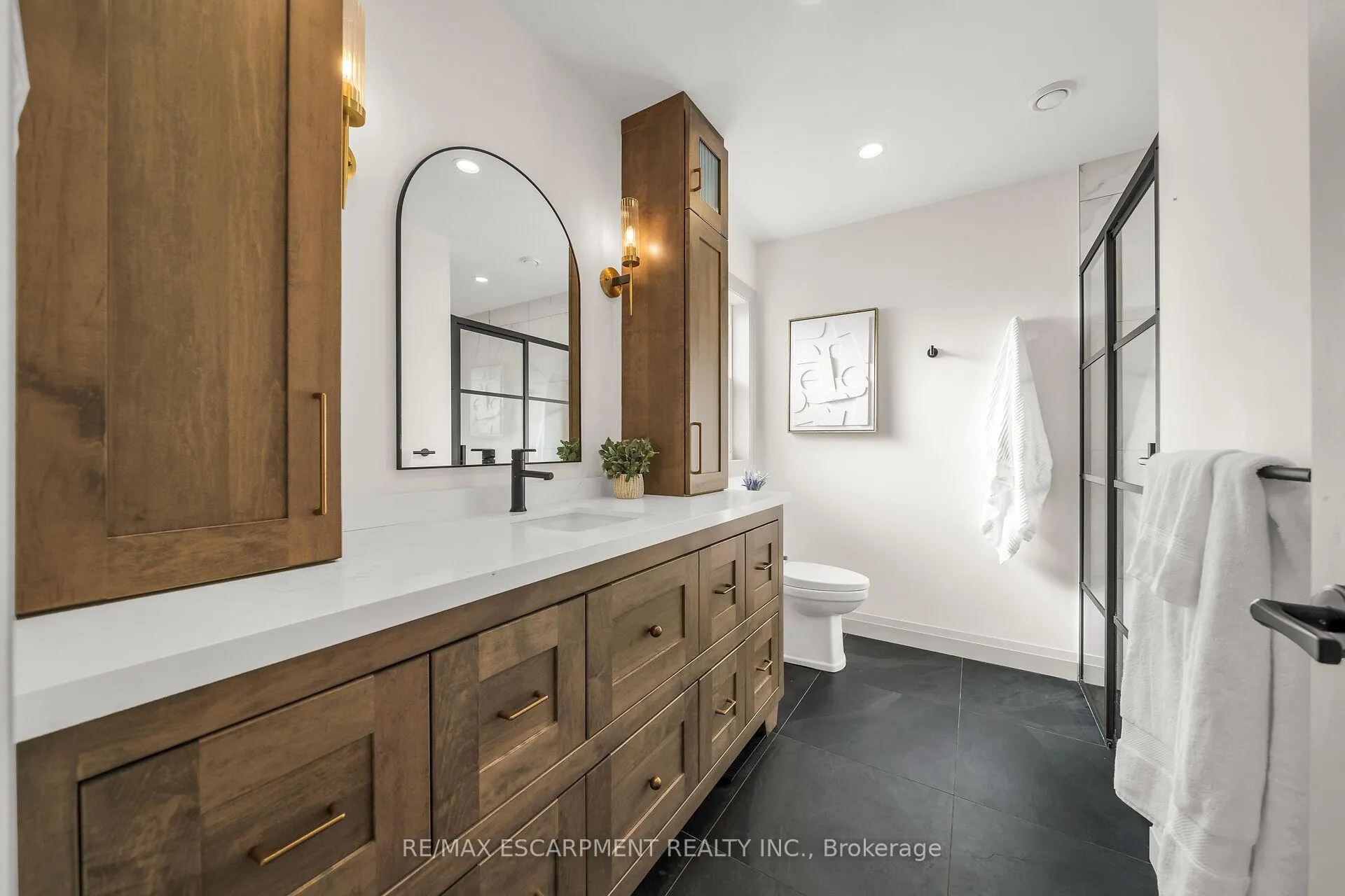 Photo 20 of 73 Valley Road, Hamilton, Dundas — HOMEH