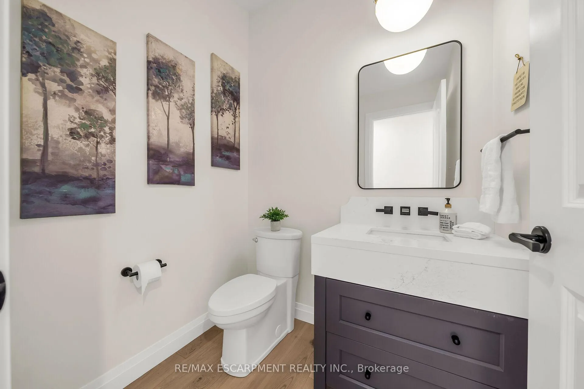 Photo 21 of 73 Valley Road, Hamilton, Dundas — HOMEH