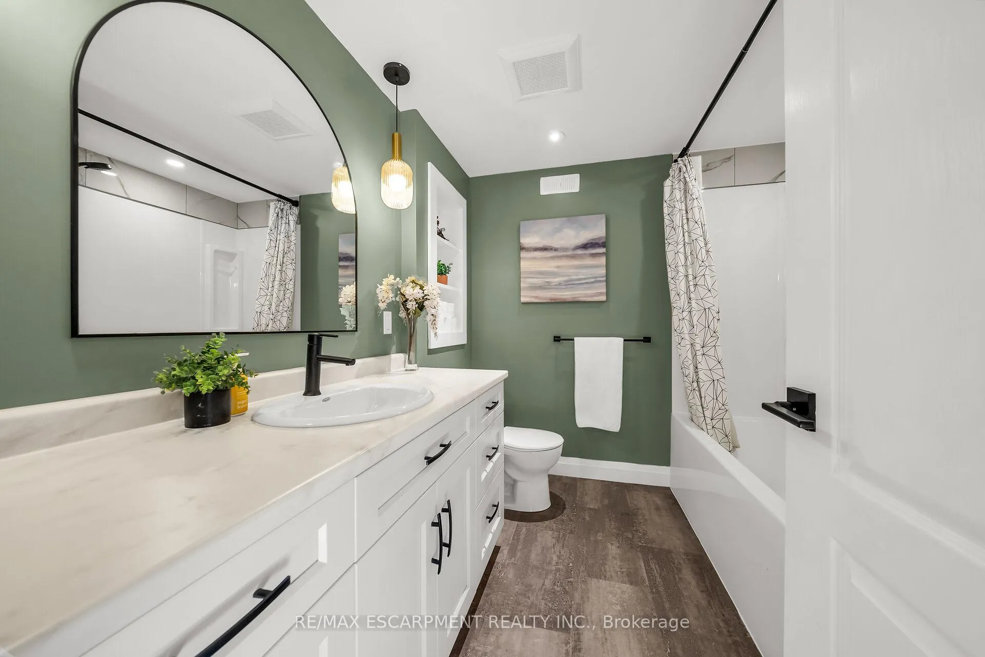 Photo 26 of 73 Valley Road, Hamilton, Dundas — HOMEH
