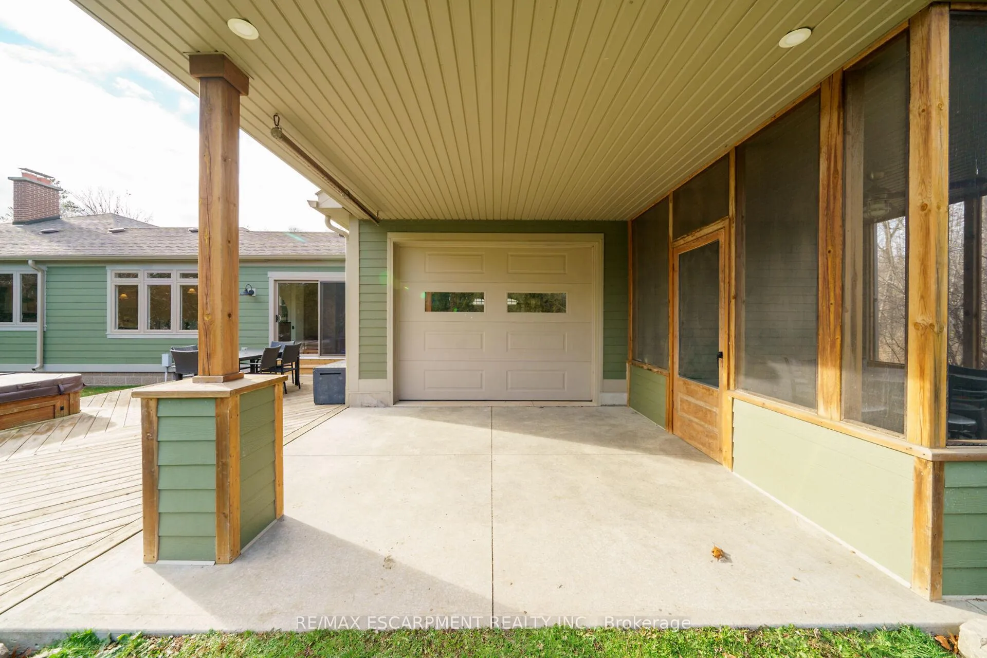 Photo 36 of 73 Valley Road, Hamilton, Dundas — HOMEH