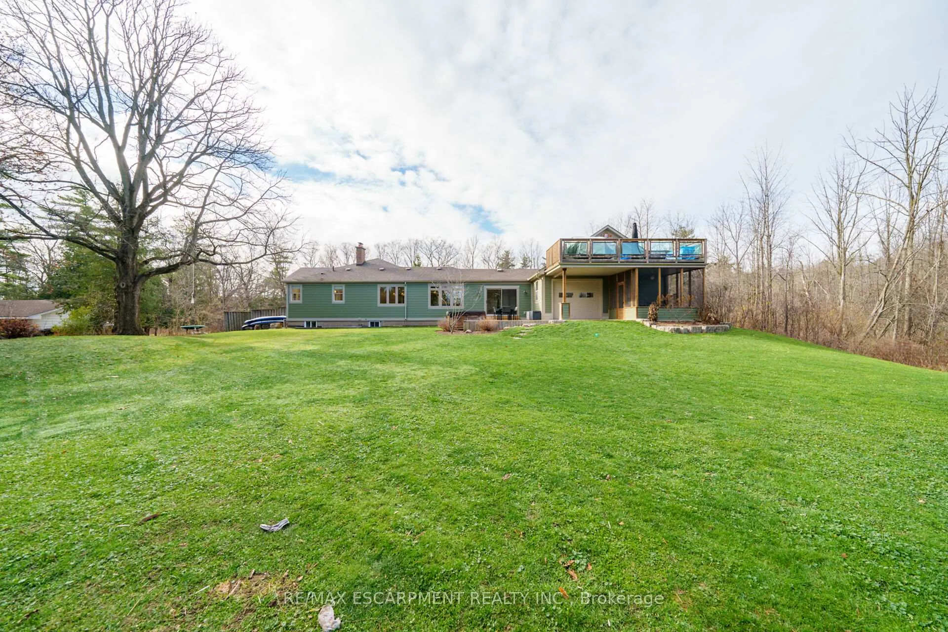 Photo 38 of 73 Valley Road, Hamilton, Dundas — HOMEH