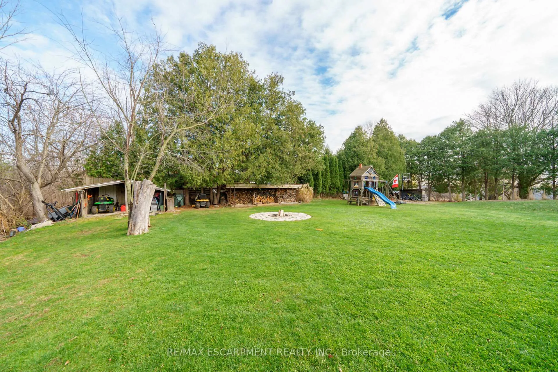 Photo 39 of 73 Valley Road, Hamilton, Dundas — HOMEH
