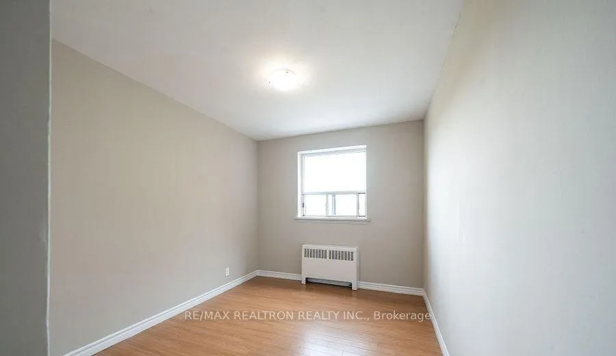 Front of Unit 335C, 468 Ottawa Street