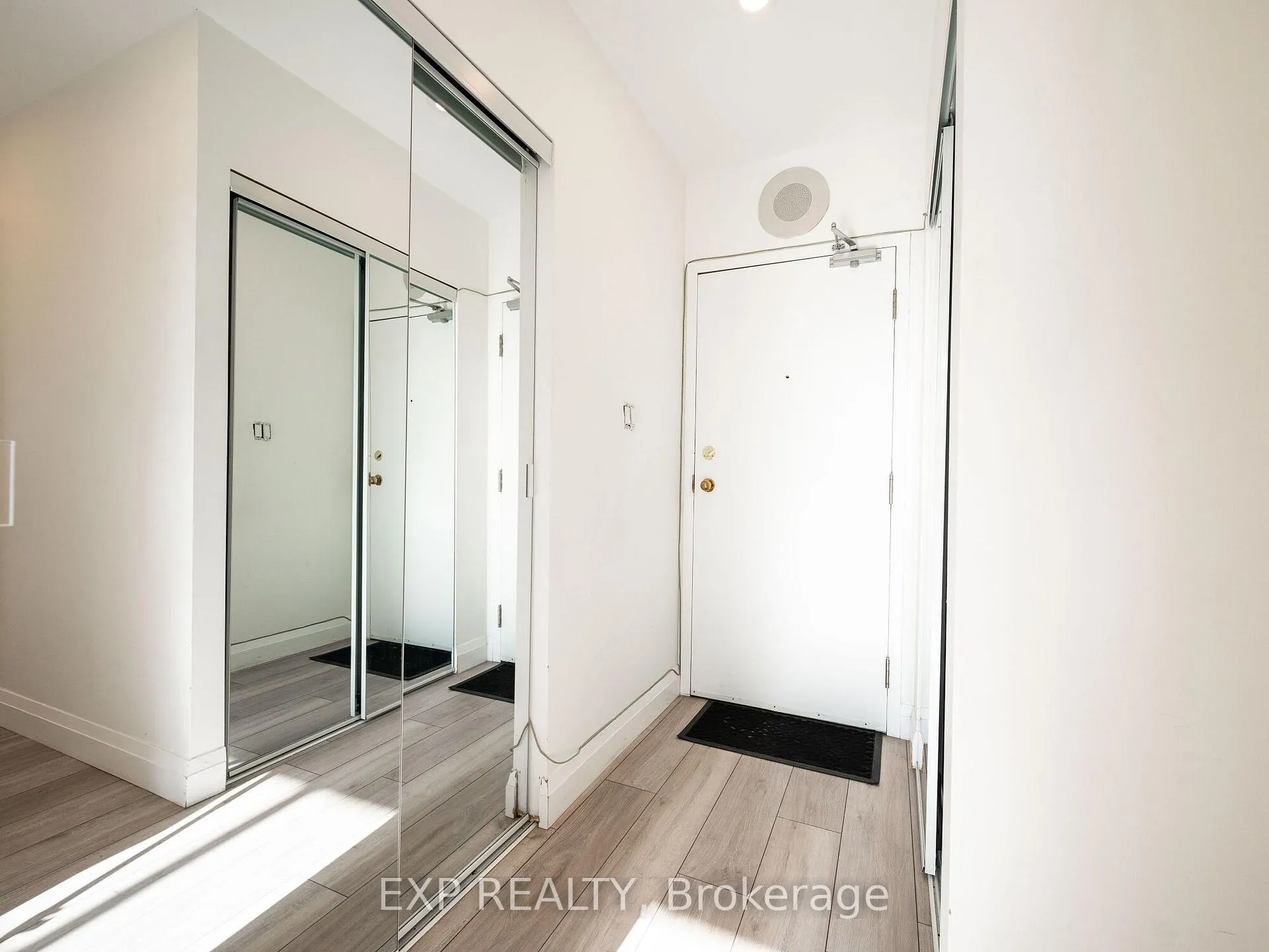 Photo 7 of Unit 1101, 36 James Street S, Hamilton, Central — HOMEH