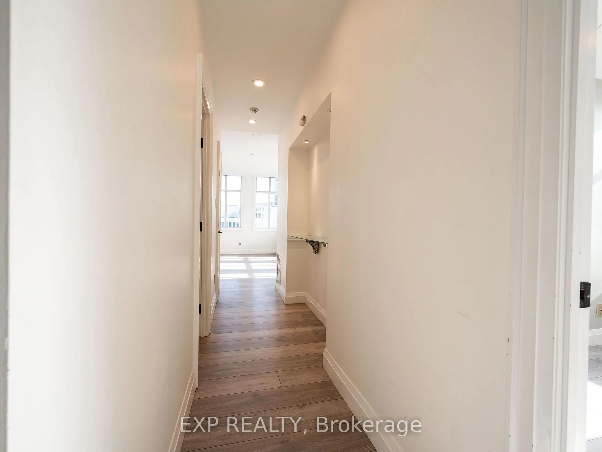 Photo 8 of Unit 1101, 36 James Street S, Hamilton, Central — HOMEH