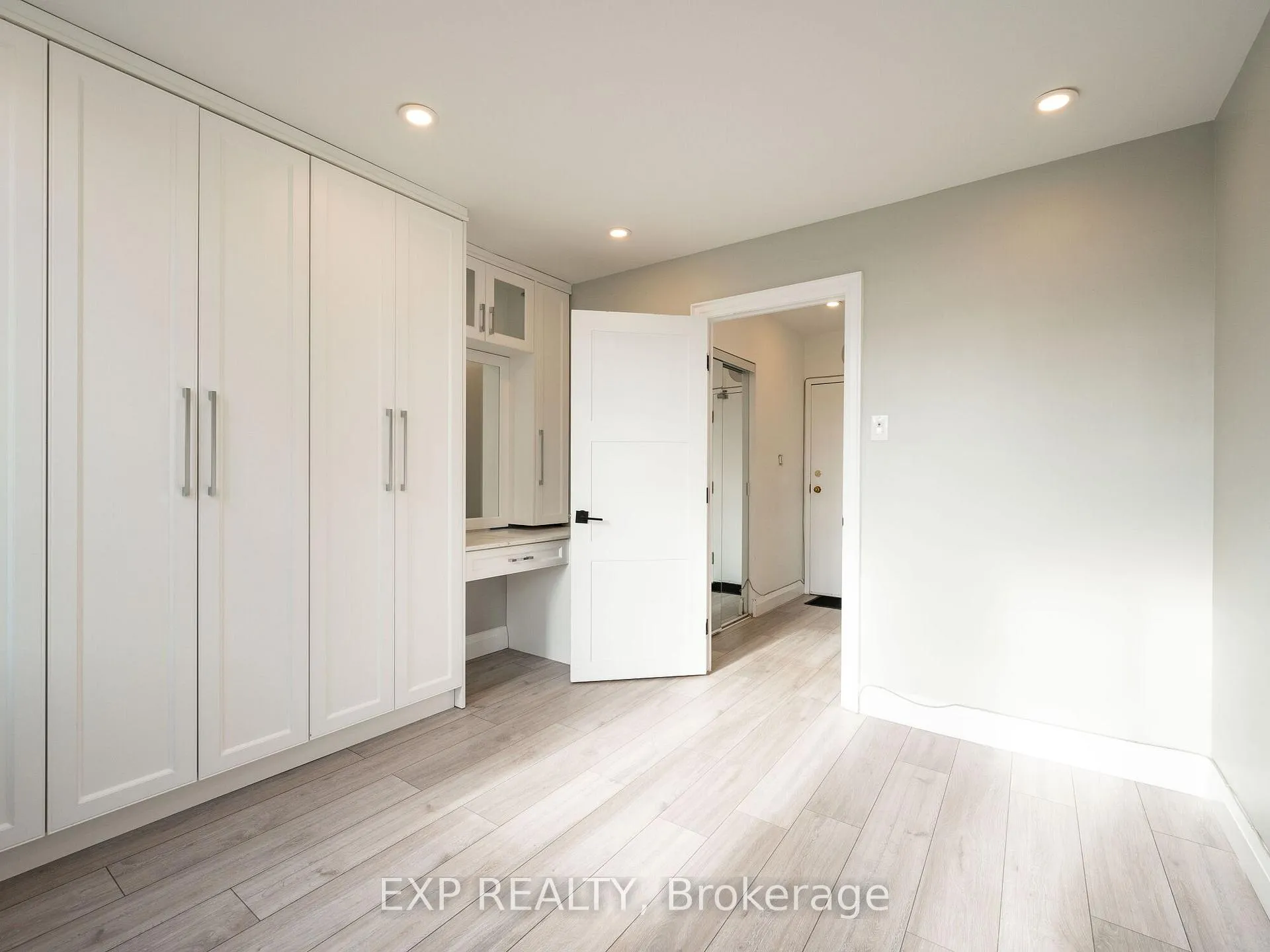 Photo 22 of Unit 1101, 36 James Street S, Hamilton, Central — HOMEH