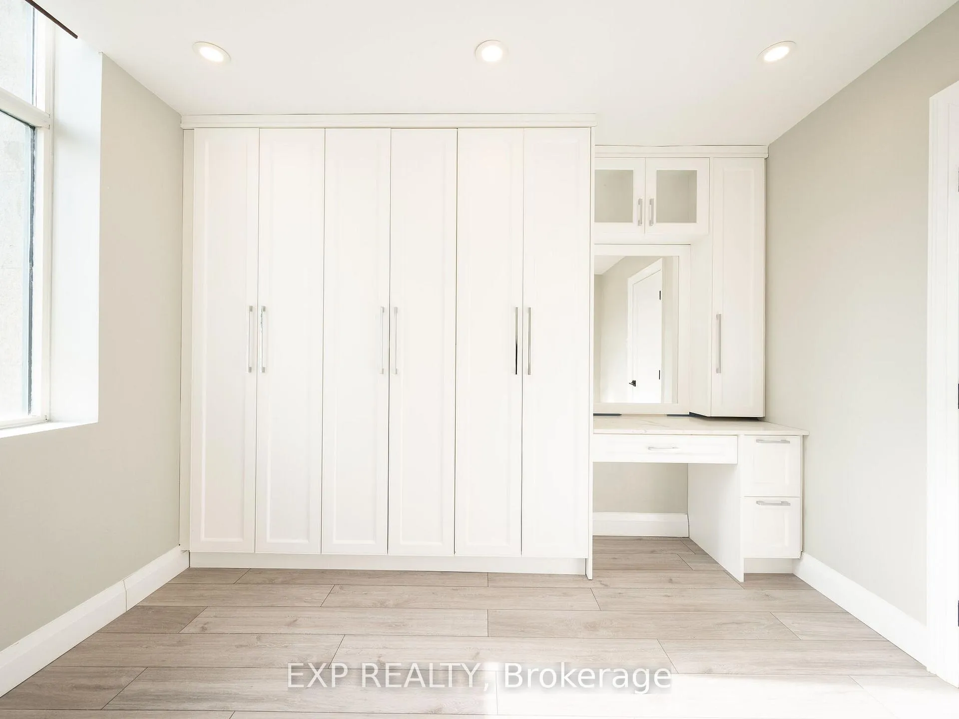 Photo 24 of Unit 1101, 36 James Street S, Hamilton, Central — HOMEH