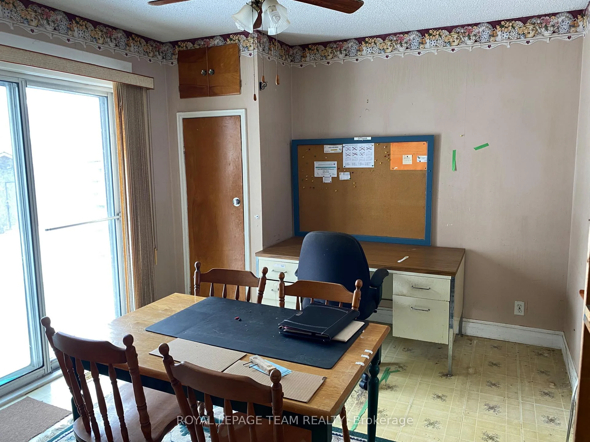 Photo 6 of 204 Baskin Drive E, Arnprior — HOMEH