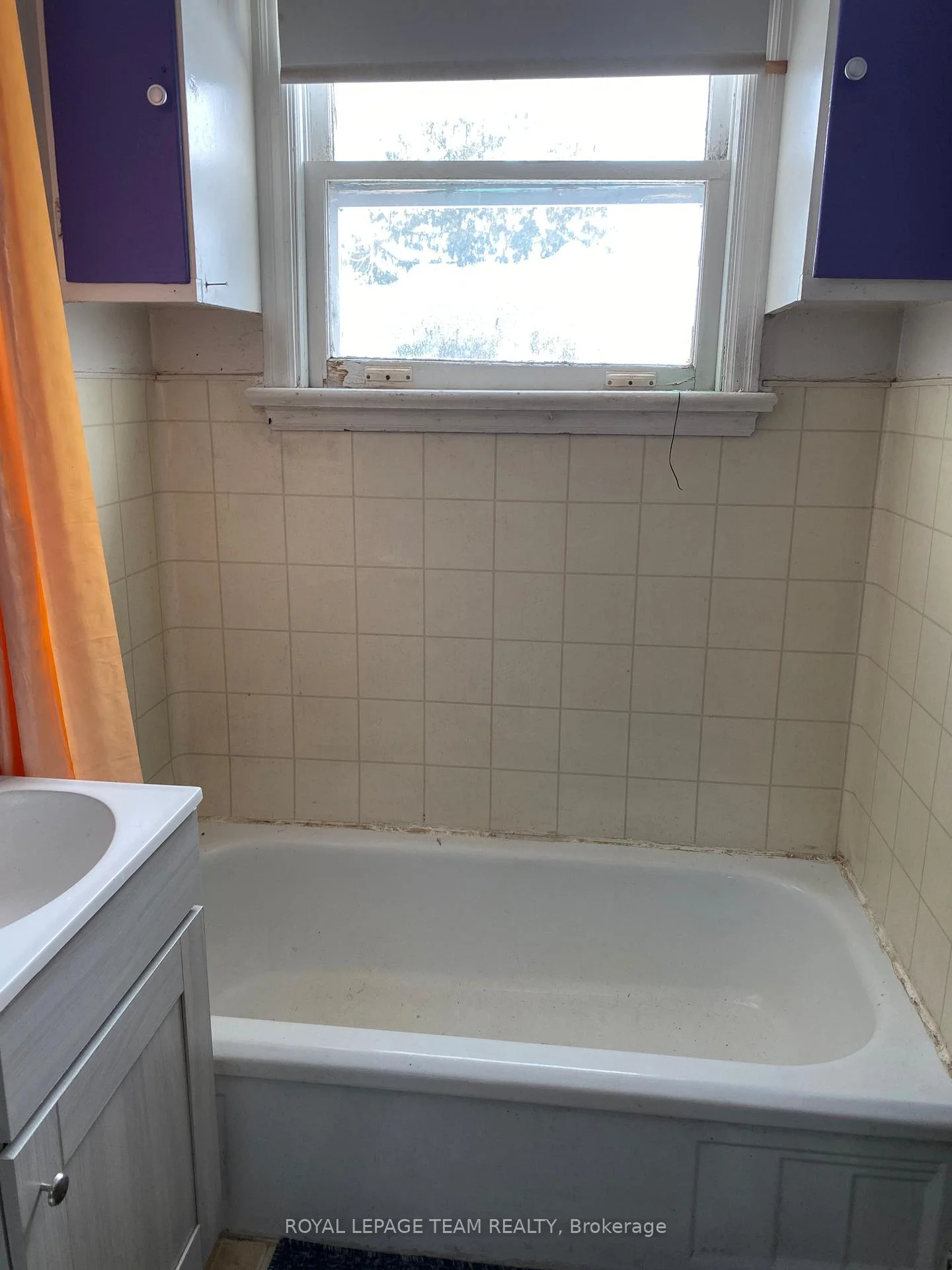 Photo 10 of 204 Baskin Drive E, Arnprior — HOMEH