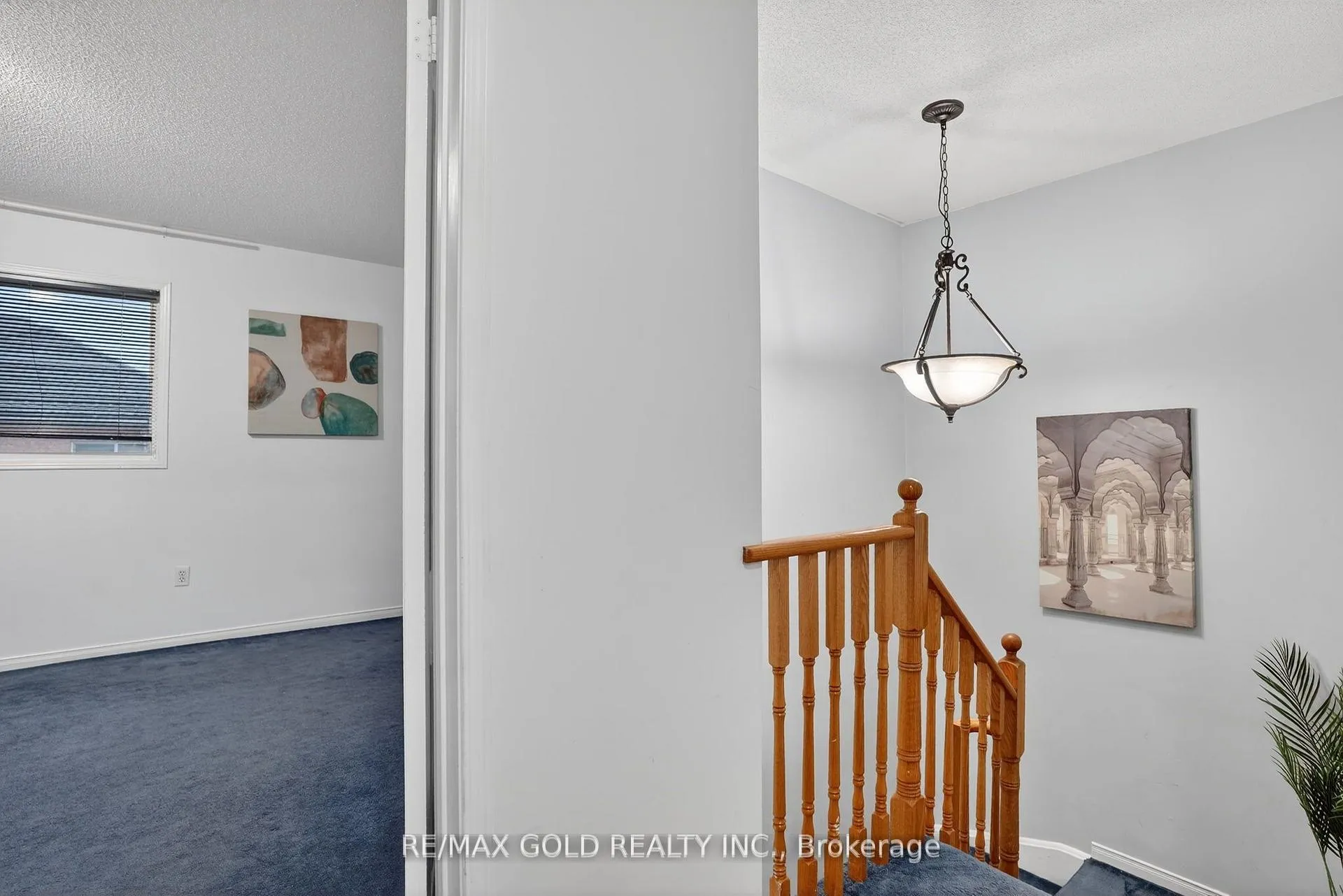 Photo 15 of 25 Spencer Drive, Brampton, Fletcher's Meadow — HOMEH