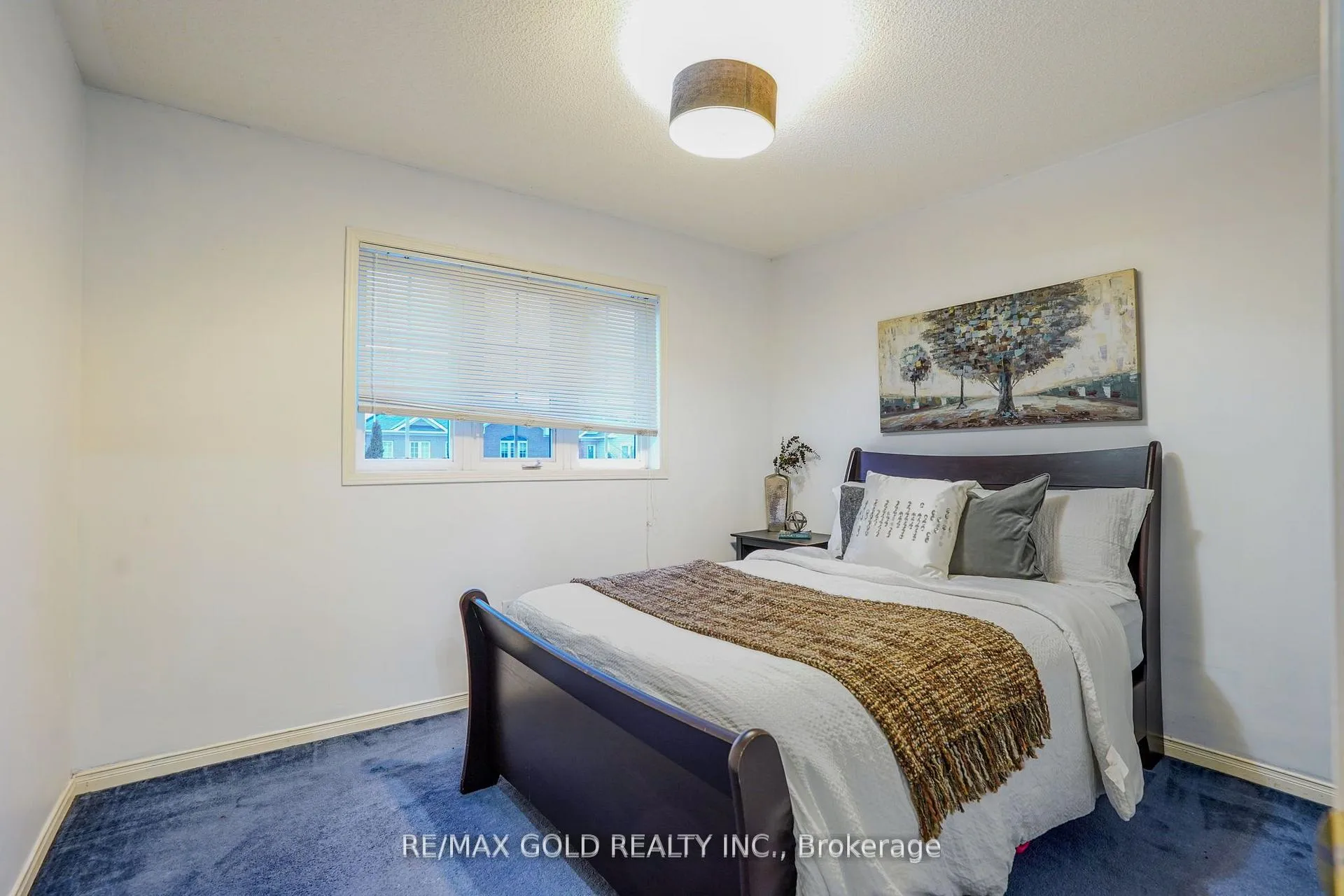 Photo 22 of 25 Spencer Drive, Brampton, Fletcher's Meadow — HOMEH