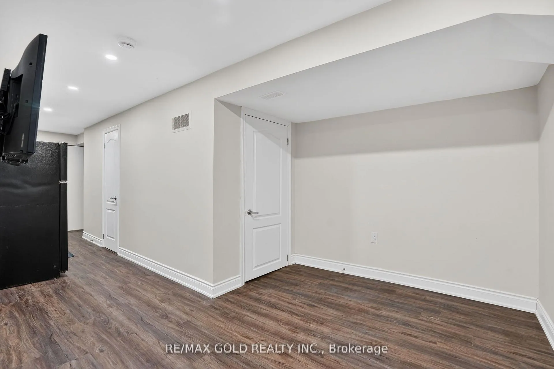 Photo 27 of 25 Spencer Drive, Brampton, Fletcher's Meadow — HOMEH