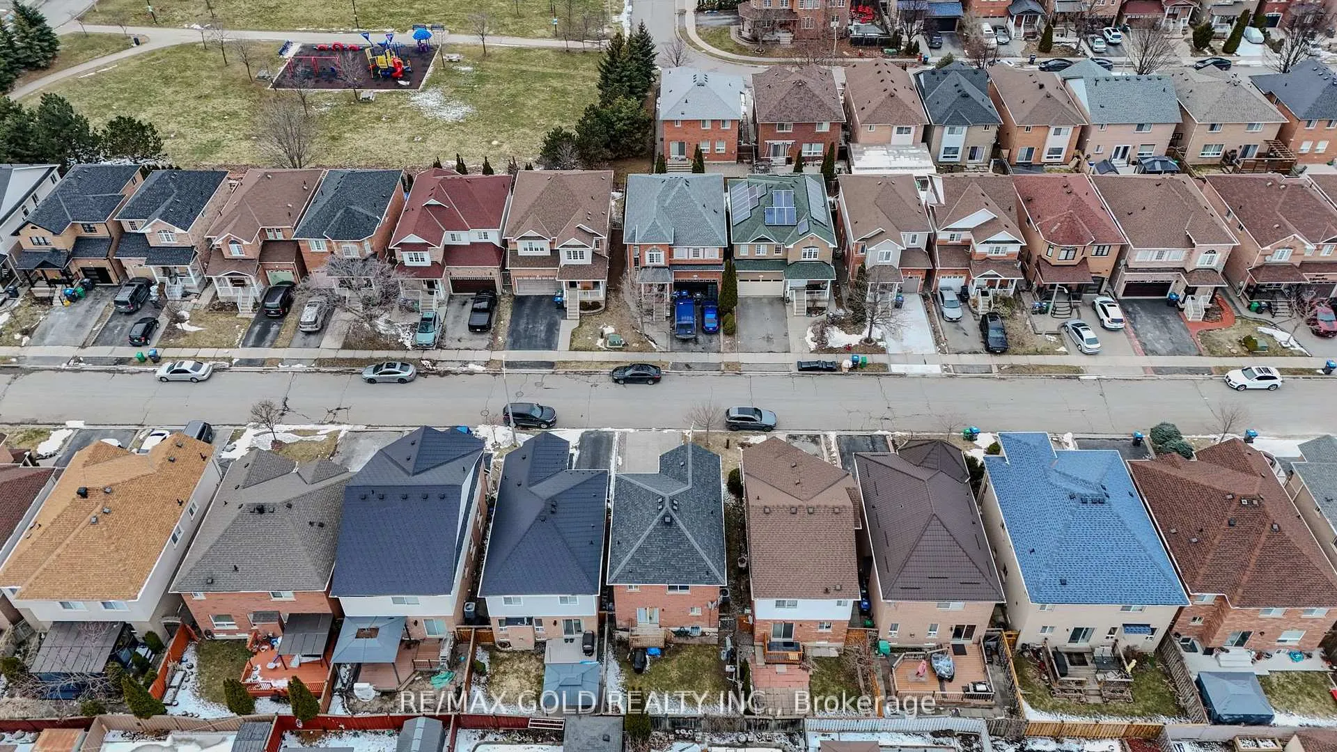 Photo 40 of 25 Spencer Drive, Brampton, Fletcher's Meadow — HOMEH