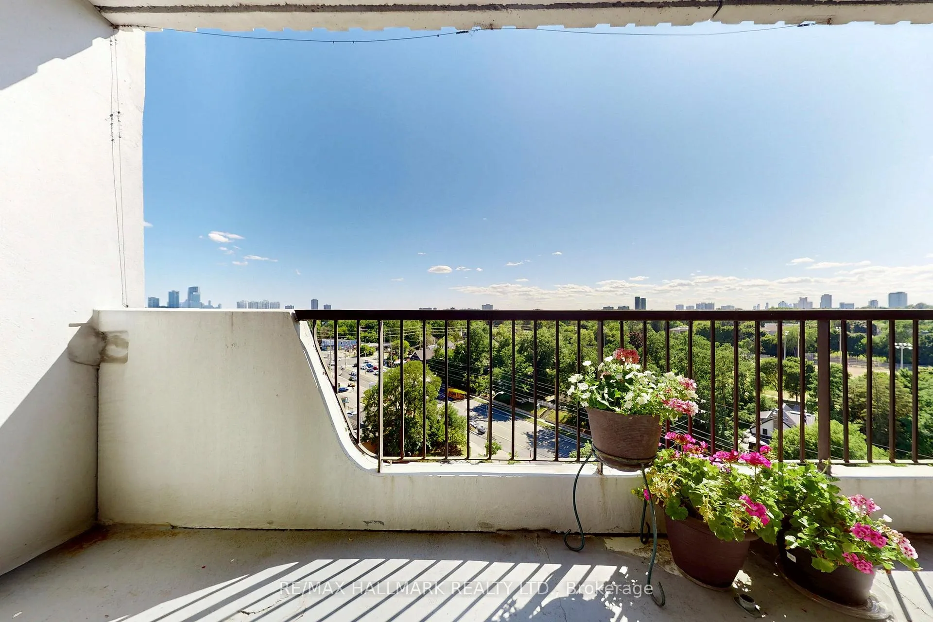 Photo 18 of Unit 1107, 7811 Yonge Street, Markham, Thornhill — HOMEH