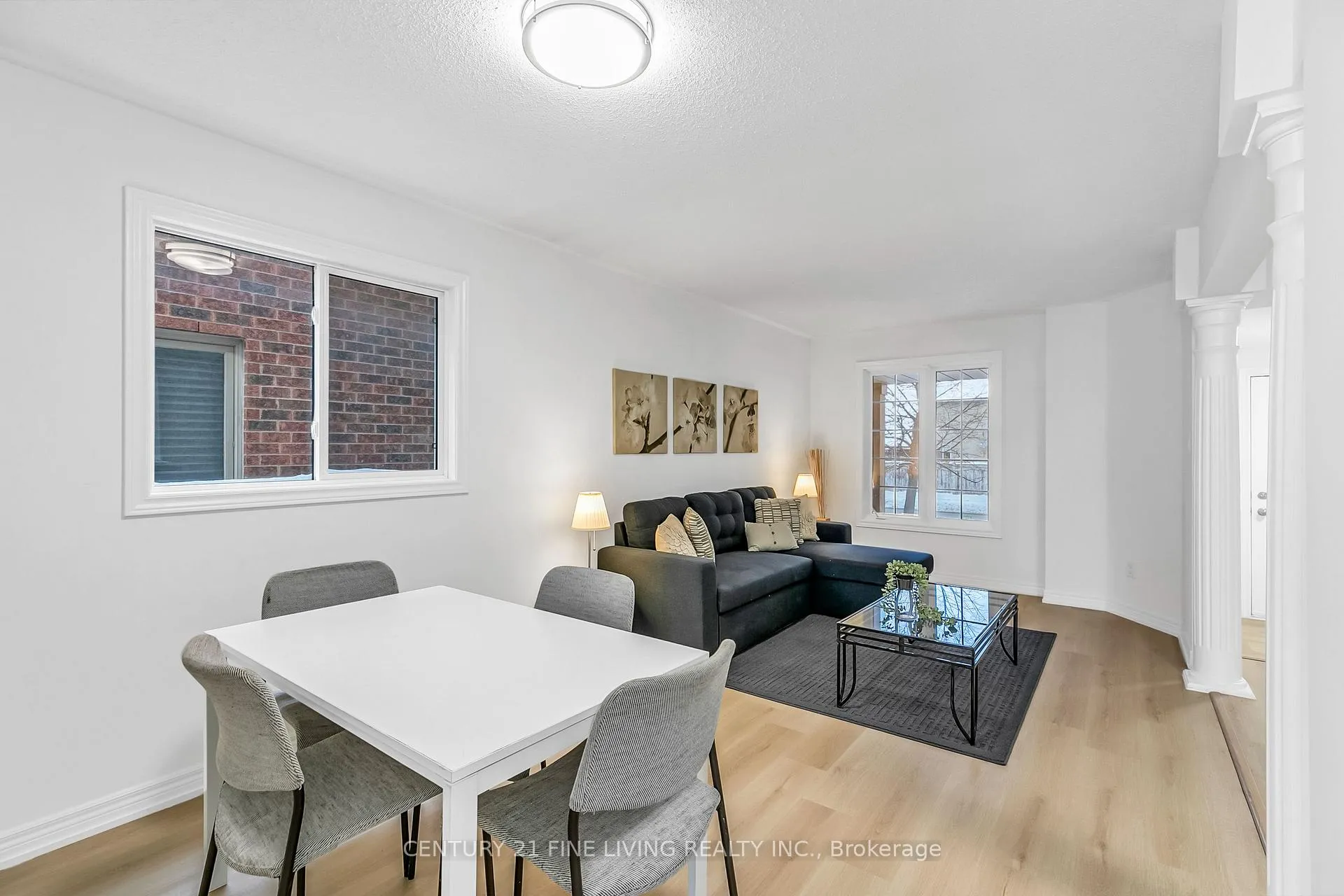 Photo 11 of 17 Wakely Boulevard, Caledon, Bolton West — HOMEH