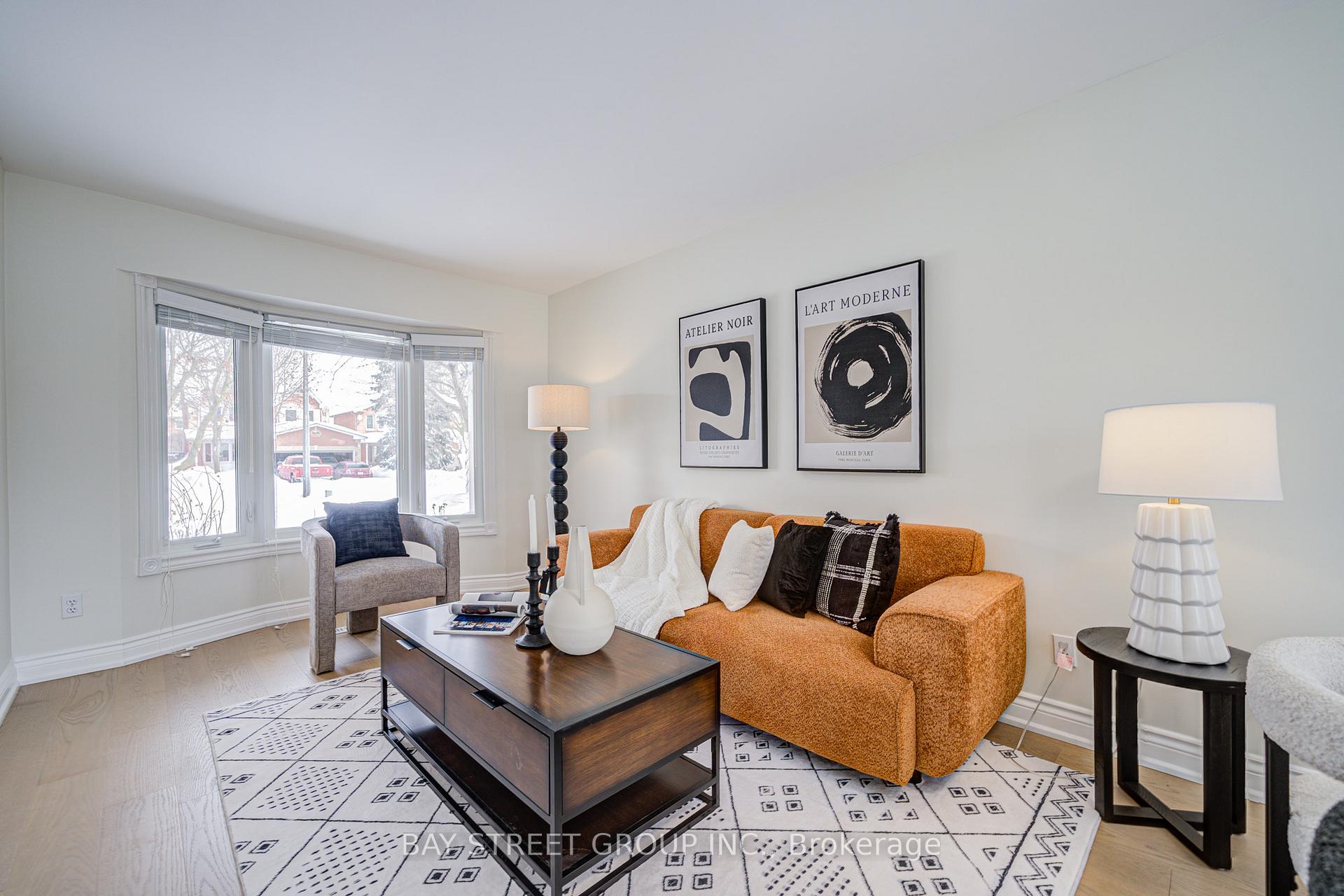 Photo 3 of 60 Noake Crescent, Ajax, Central — HOMEH