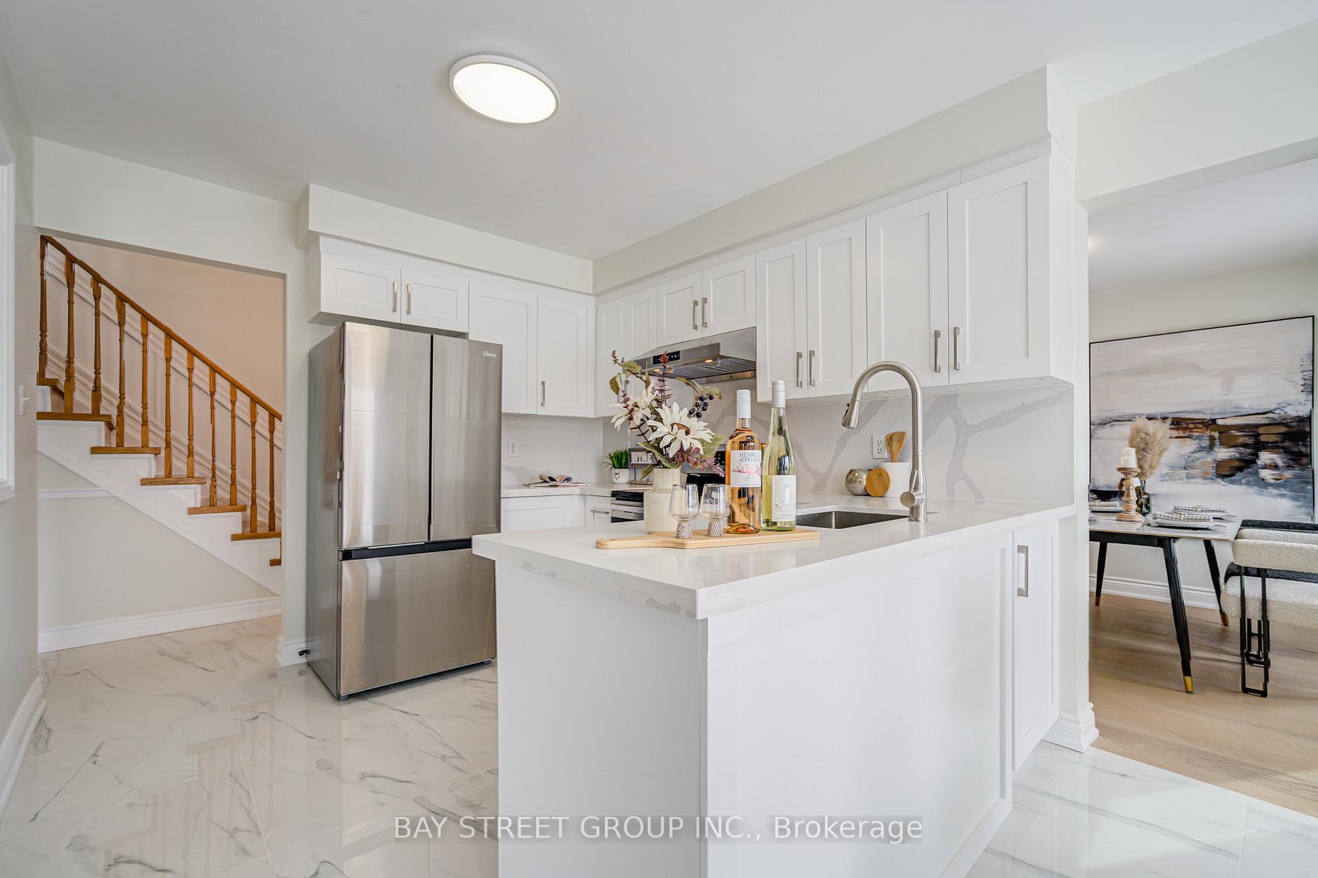 Photo 7 of 60 Noake Crescent, Ajax, Central — HOMEH
