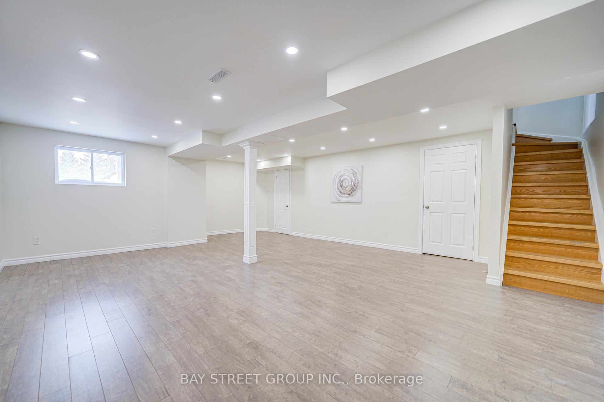 Photo 17 of 60 Noake Crescent, Ajax, Central — HOMEH
