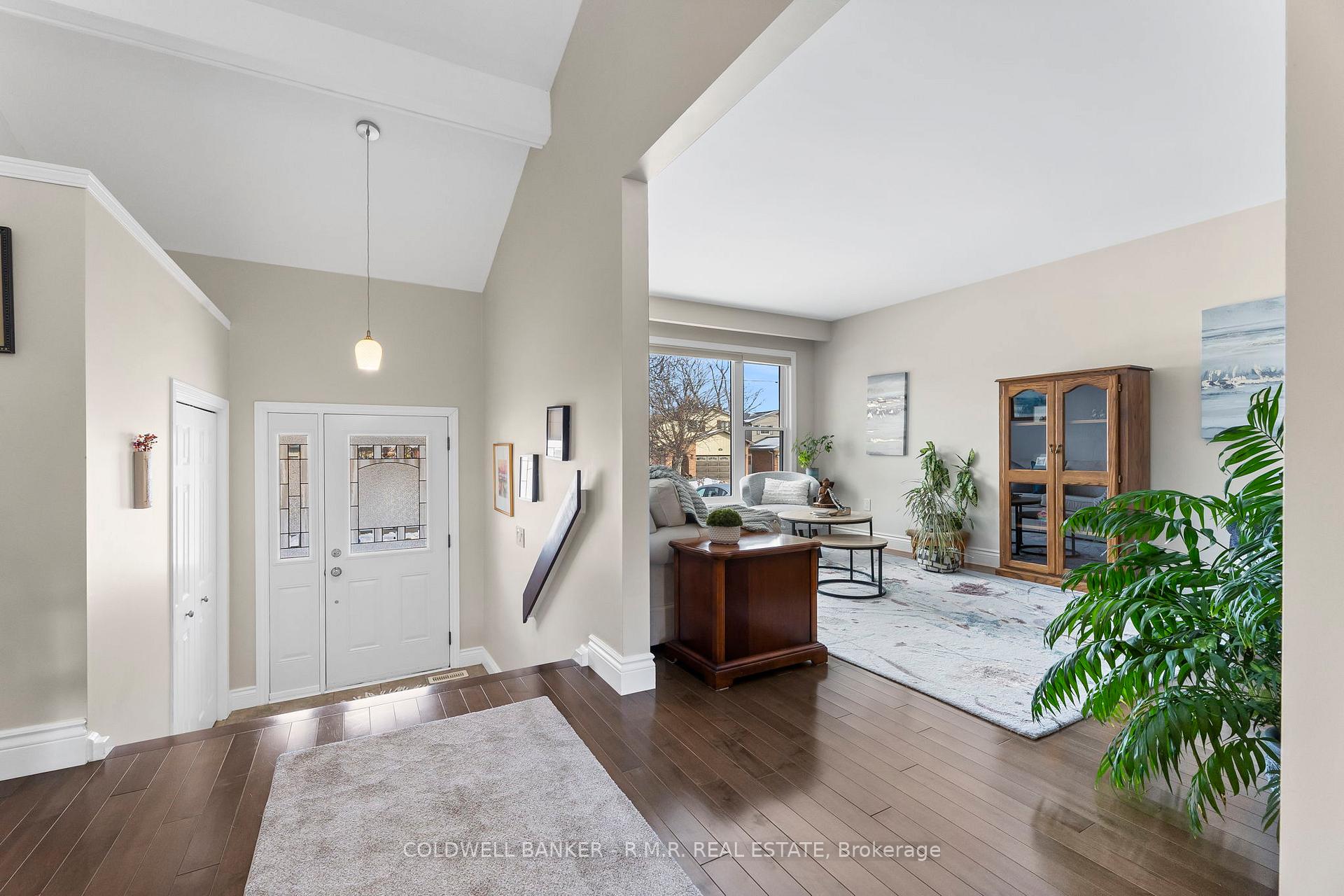 Photo 14 of 151 Armour Court, Cobourg — HOMEH