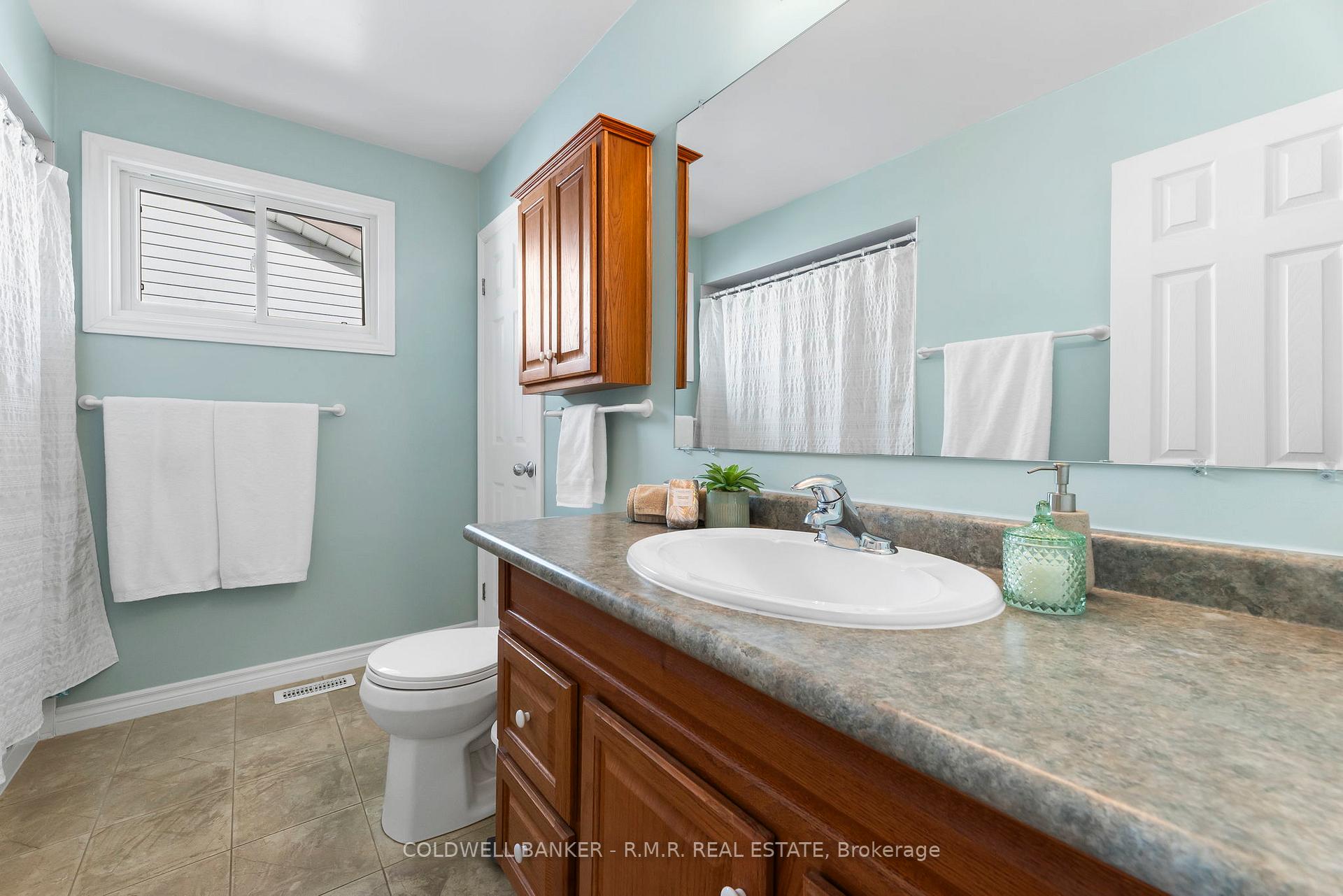 Photo 31 of 151 Armour Court, Cobourg — HOMEH