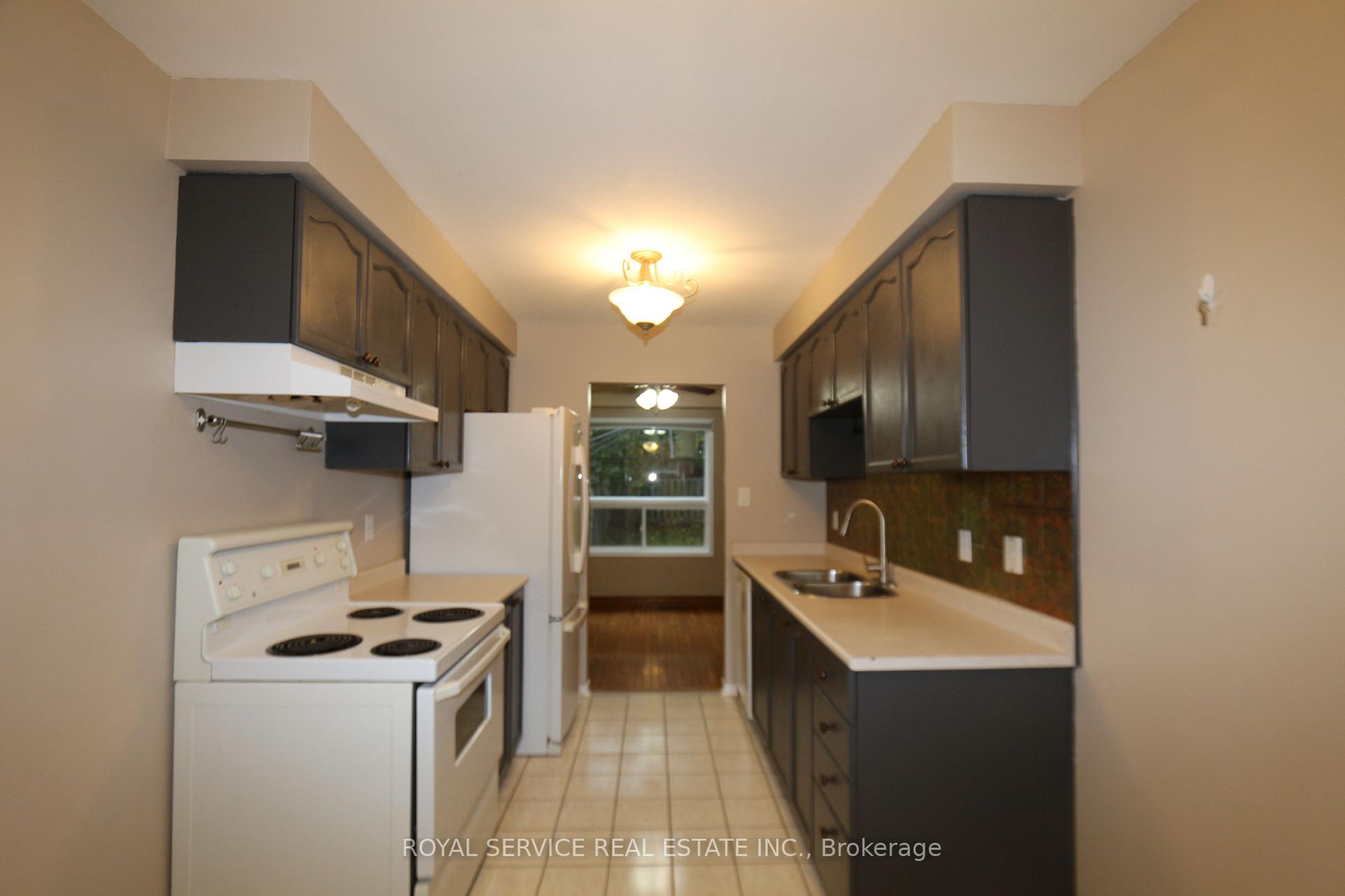 Photo 15 of 35 Landerville Lane, Clarington, Bowmanville — HOMEH